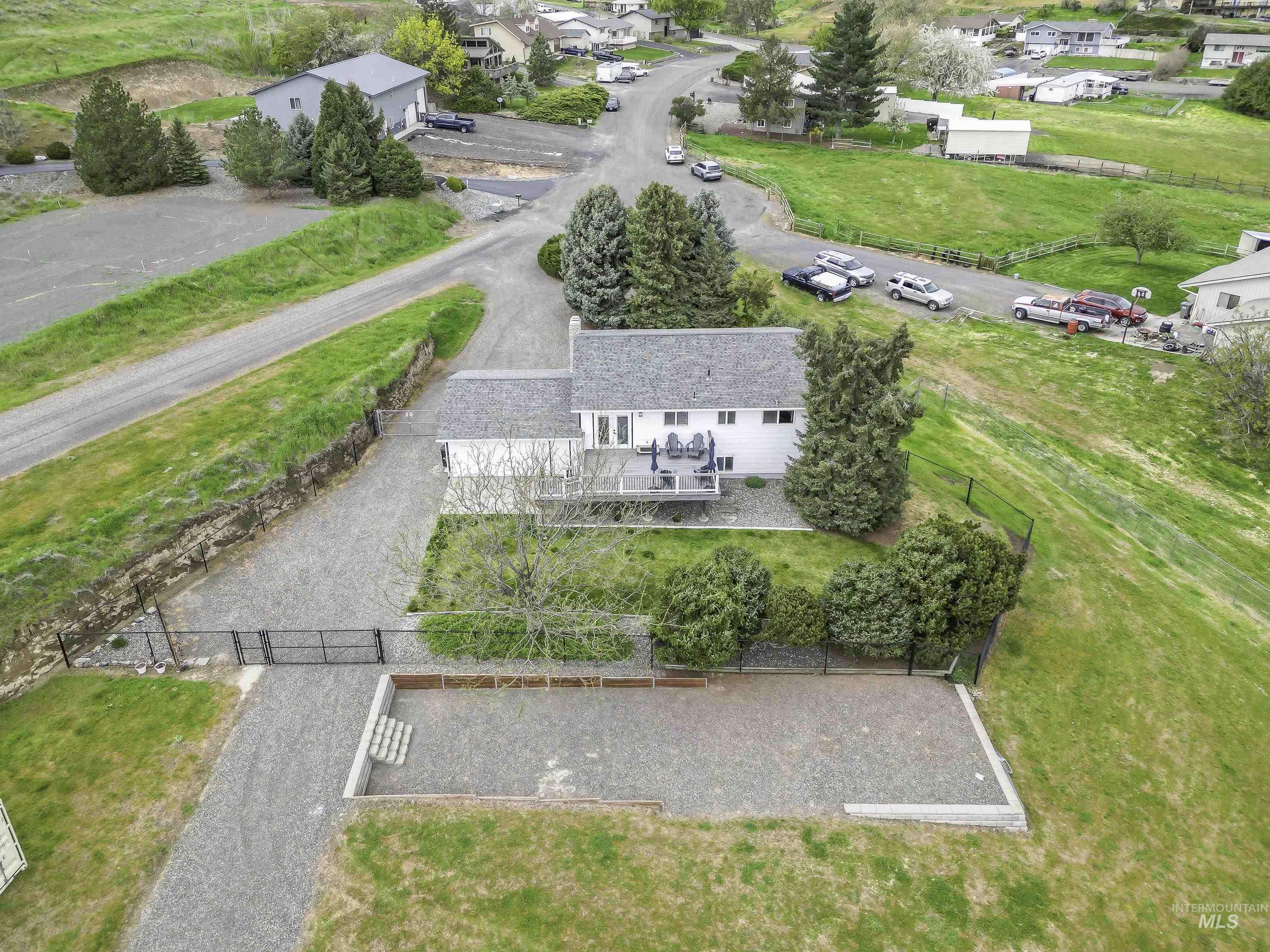 2945 S 25th Street, Clarkston, Washington 99403, 4 Bedrooms, 2 Bathrooms, Residential For Sale, Price $497,500,MLS 98982846