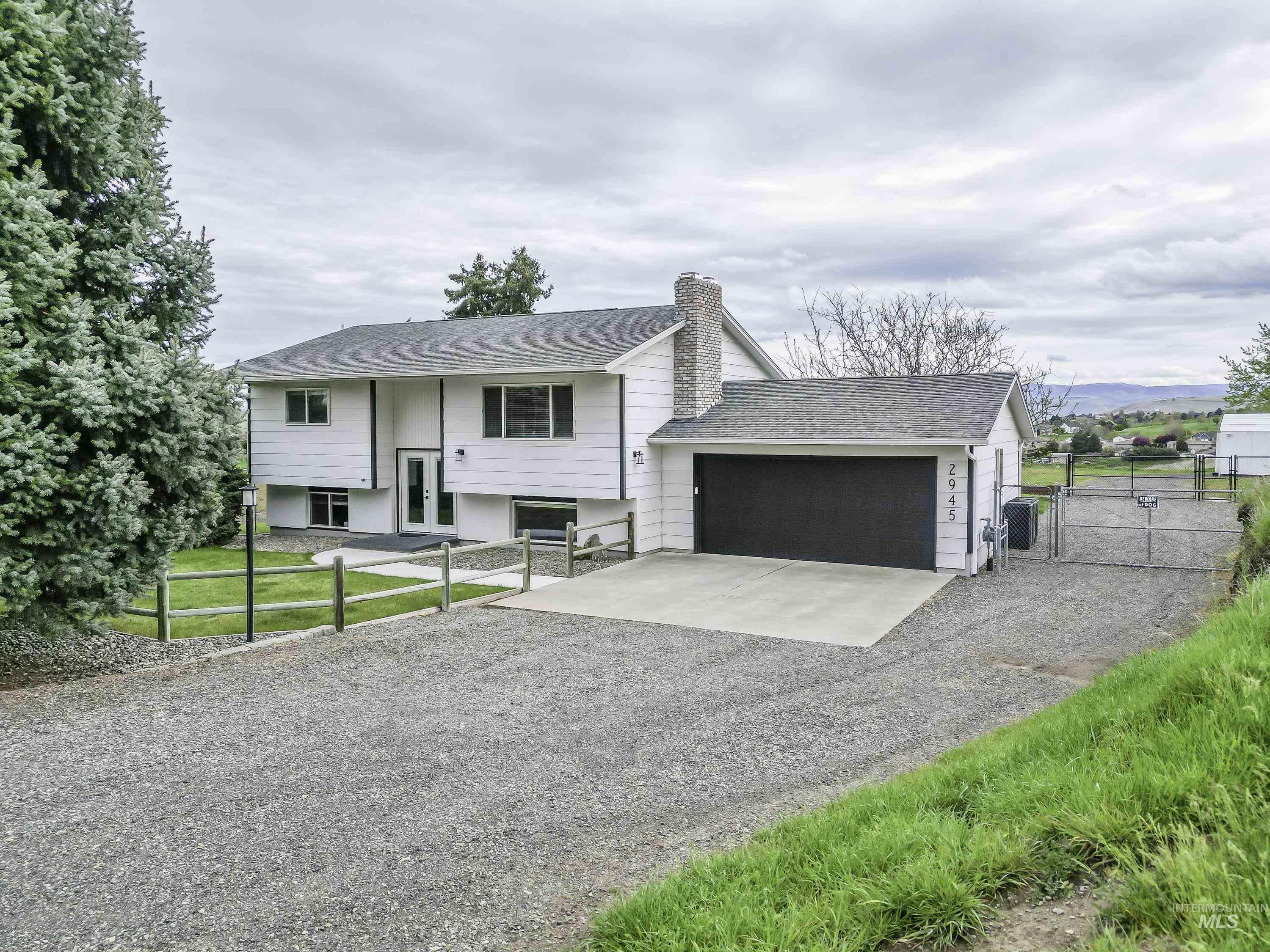 2945 S 25th Street, Clarkston, Washington 99403, 4 Bedrooms, 2 Bathrooms, Residential For Sale, Price $497,500,MLS 98982846