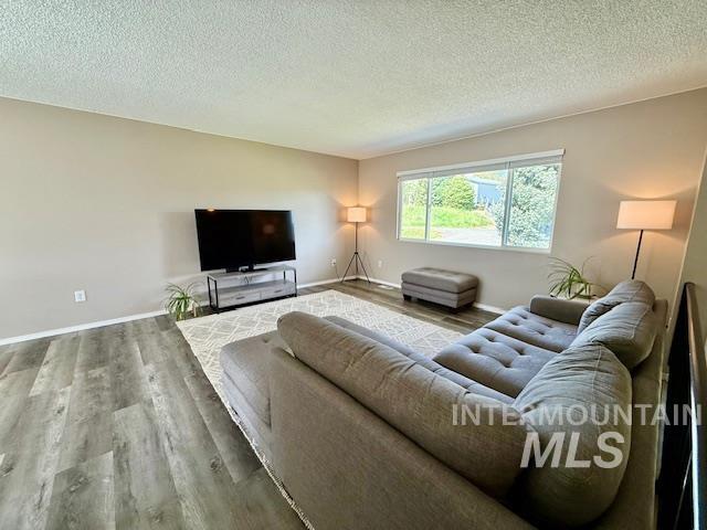 2945 S 25th Street, Clarkston, Washington 99403, 4 Bedrooms, 2 Bathrooms, Residential For Sale, Price $497,500,MLS 98982846