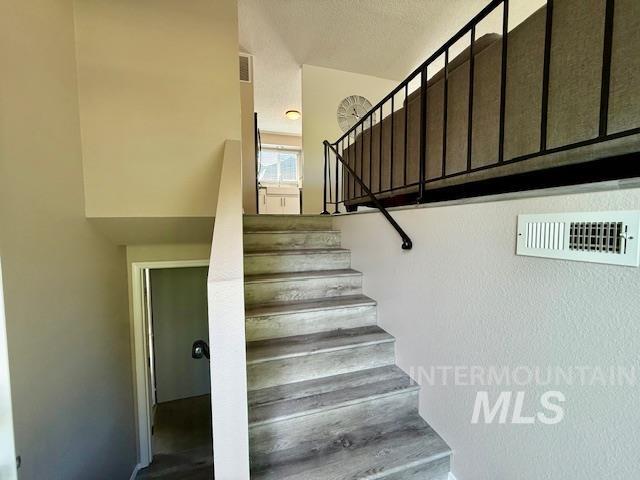 2945 S 25th Street, Clarkston, Washington 99403, 4 Bedrooms, 2 Bathrooms, Residential For Sale, Price $497,500,MLS 98982846