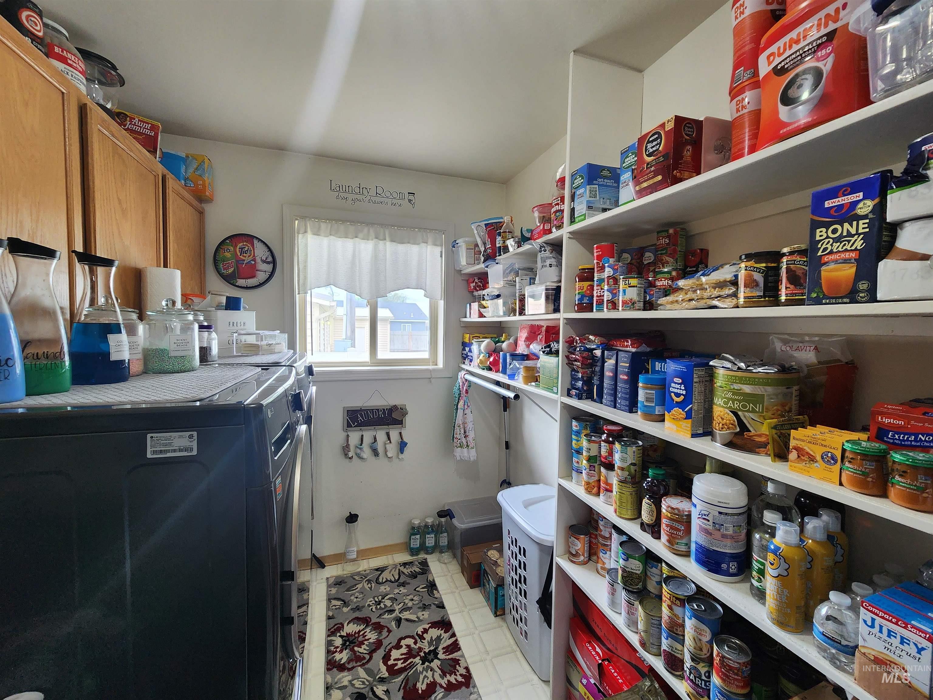 350 N Burton, Burley, Idaho 83318, 3 Bedrooms, 3 Bathrooms, Residential For Sale, Price $455,000,MLS 98982847