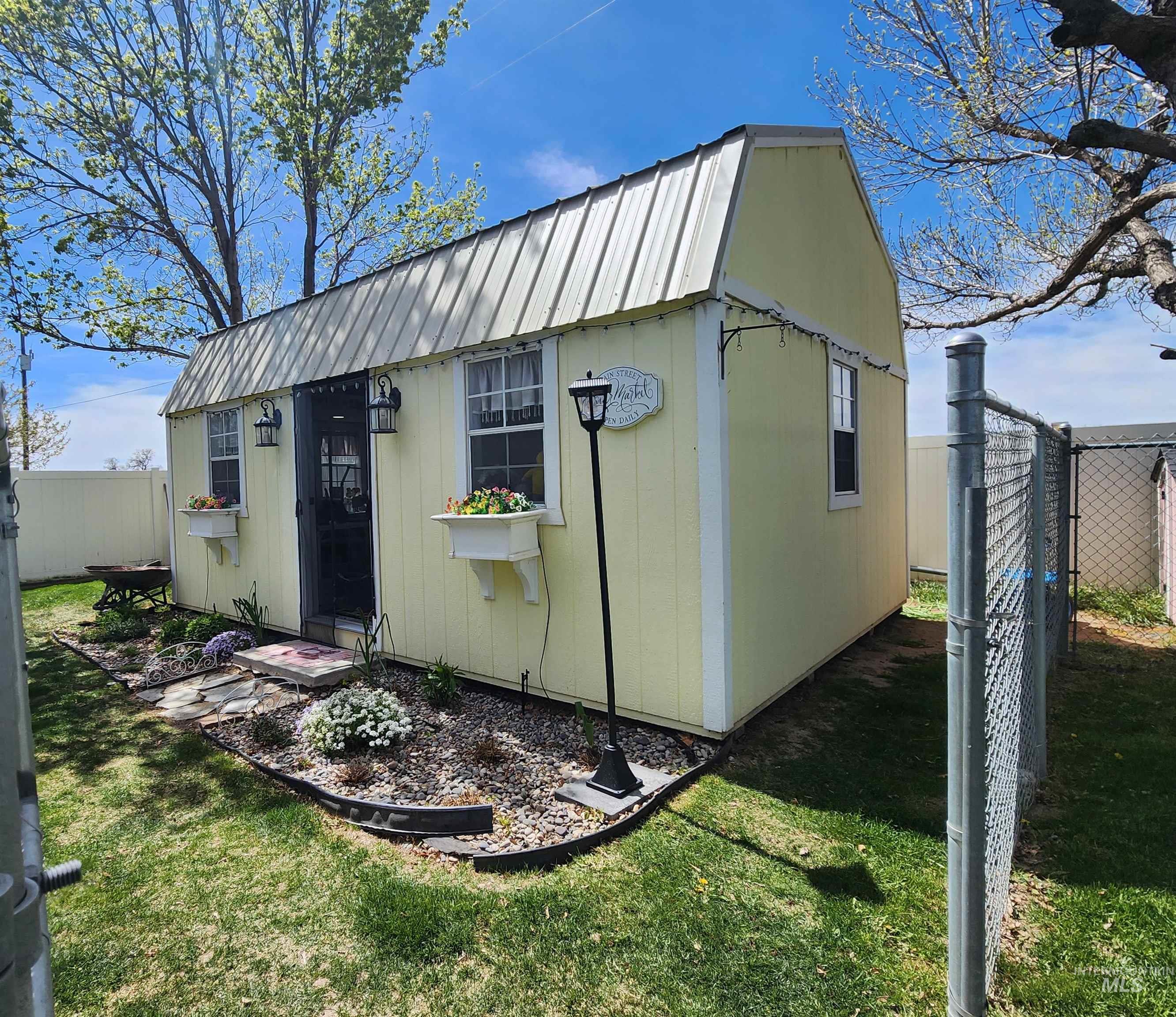 350 N Burton, Burley, Idaho 83318, 3 Bedrooms, 3 Bathrooms, Residential For Sale, Price $445,000, 98982847