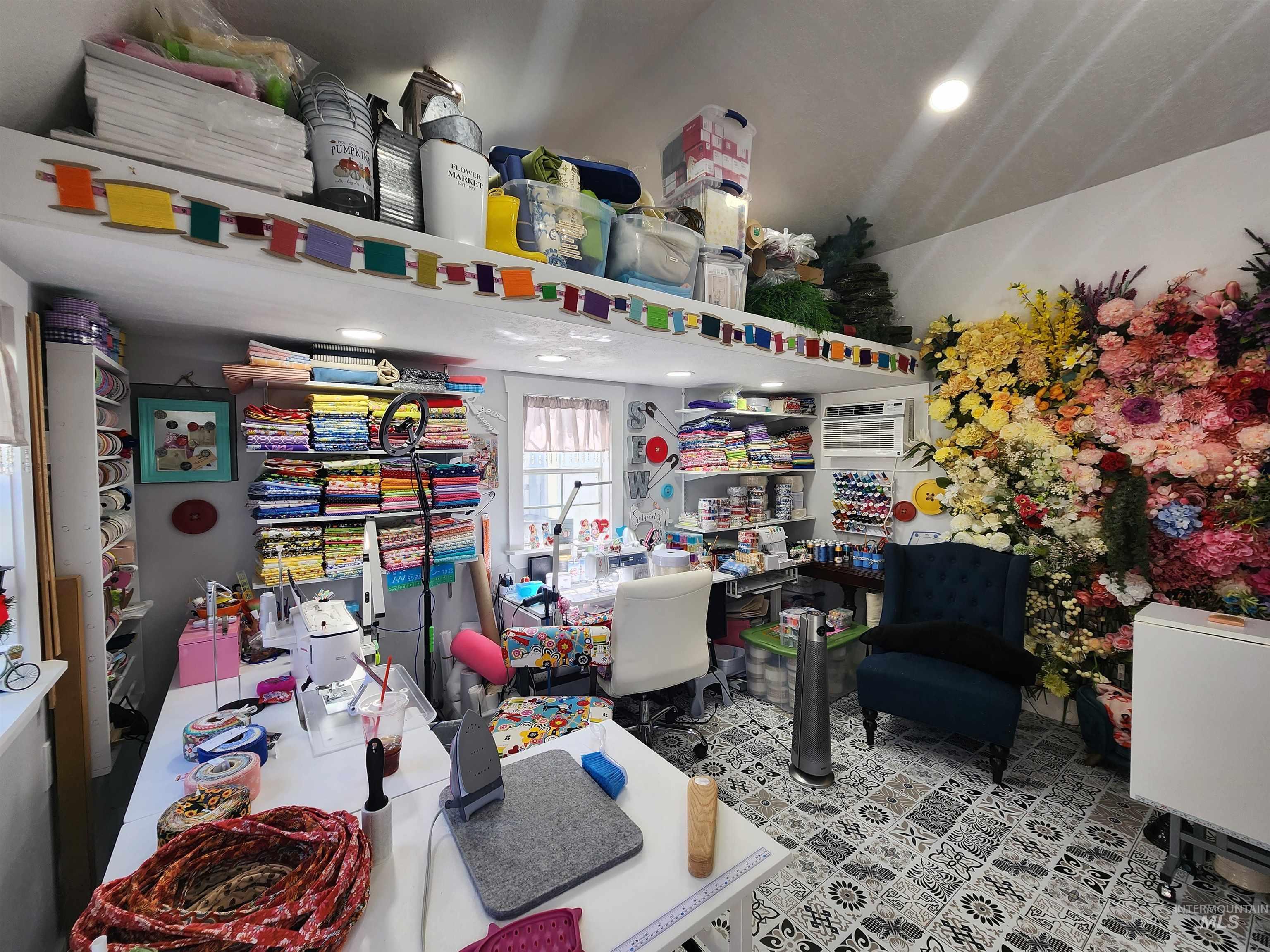 350 N Burton, Burley, Idaho 83318, 3 Bedrooms, 3 Bathrooms, Residential For Sale, Price $455,000,MLS 98982847