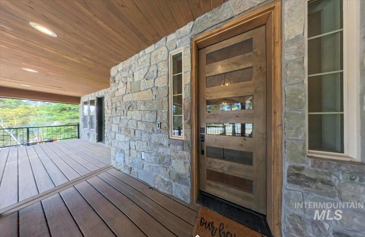 1325 Majestic View Drive, McCall, Idaho 83638, 4 Bedrooms, 2 Bathrooms, Residential For Sale, Price $1,382,500,MLS 98982849