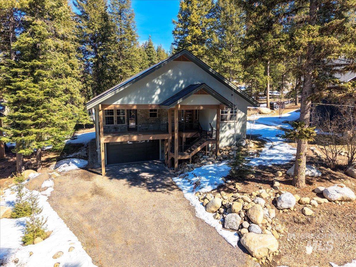 1325 Majestic View Drive, McCall, Idaho 83638, 4 Bedrooms, 2 Bathrooms, Residential For Sale, Price $1,382,500,MLS 98982849