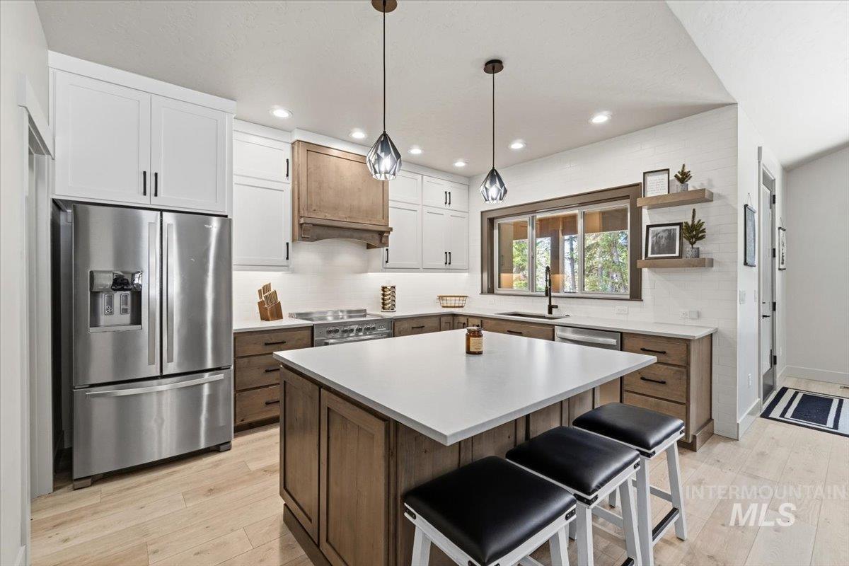 1325 Majestic View Drive, McCall, Idaho 83638, 4 Bedrooms, 2 Bathrooms, Residential For Sale, Price $1,382,500,MLS 98982849