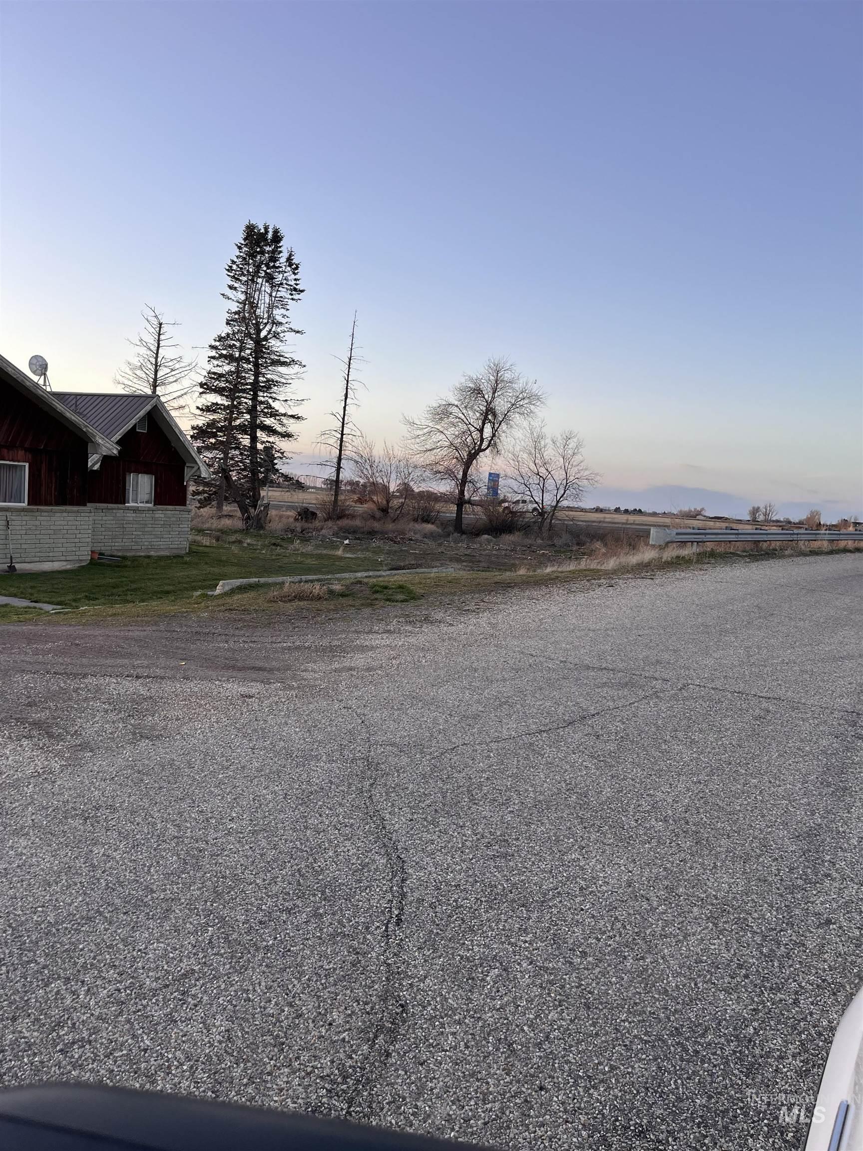 244 N 950 E, Declo, Idaho 83323-5043, 3 Bedrooms, 2 Bathrooms, Residential For Sale, Price $375,000, 98982853