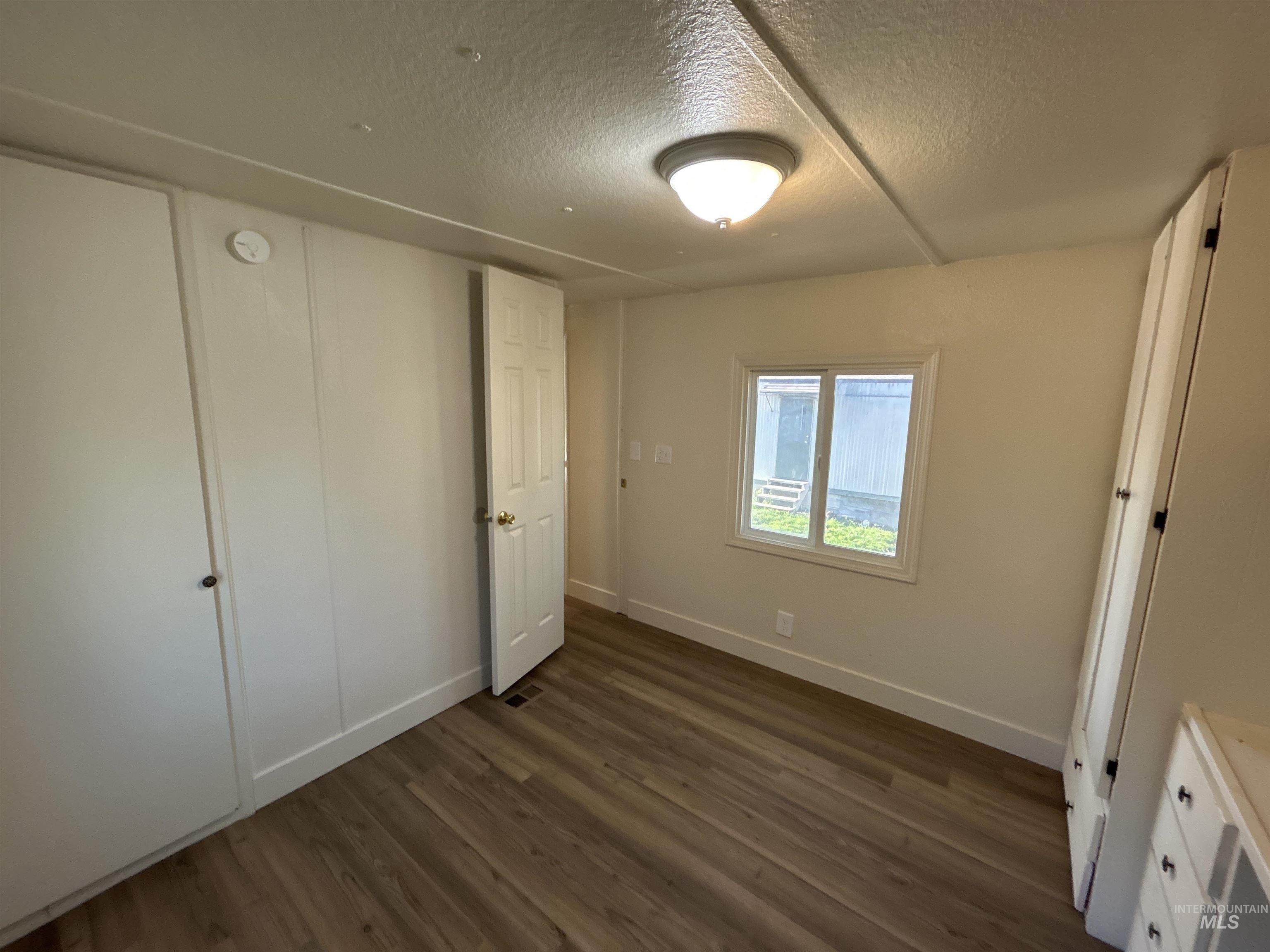 1412 4th St, Asotin, Washington 99402, 2 Bedrooms, 1 Bathroom, Residential For Sale, Price $54,900,MLS 98982854