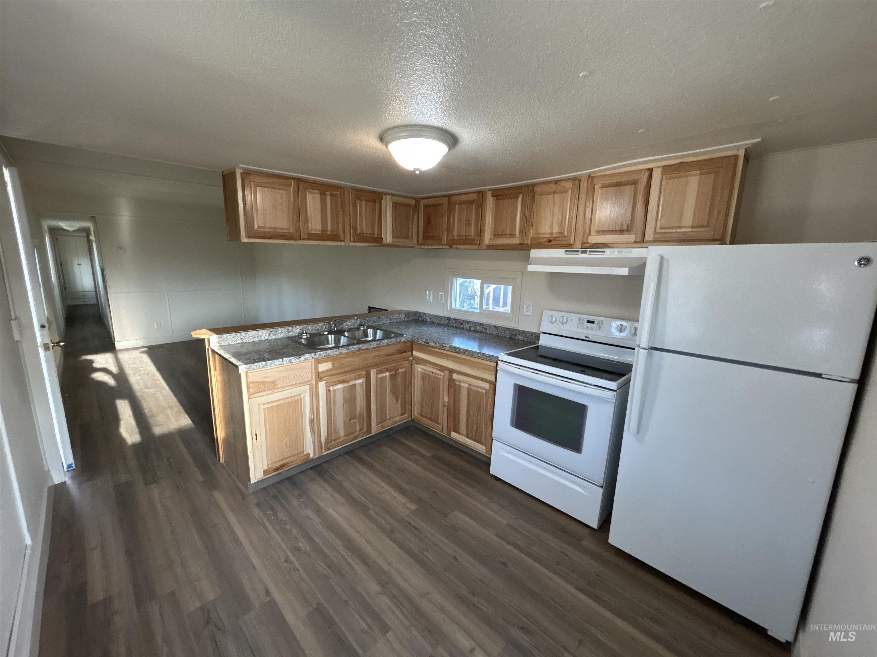 1412 4th St, Asotin, Washington 99402, 2 Bedrooms, 1 Bathroom, Residential For Sale, Price $54,900,MLS 98982854