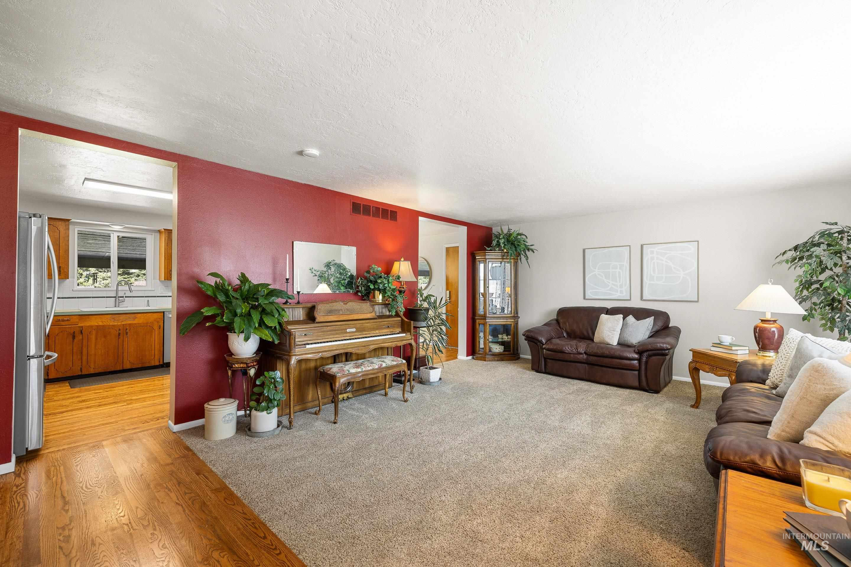 11178 W Hollandale Dr., Boise, Idaho 83709, 4 Bedrooms, 2 Bathrooms, Residential For Sale, Price $649,999,MLS 98982855