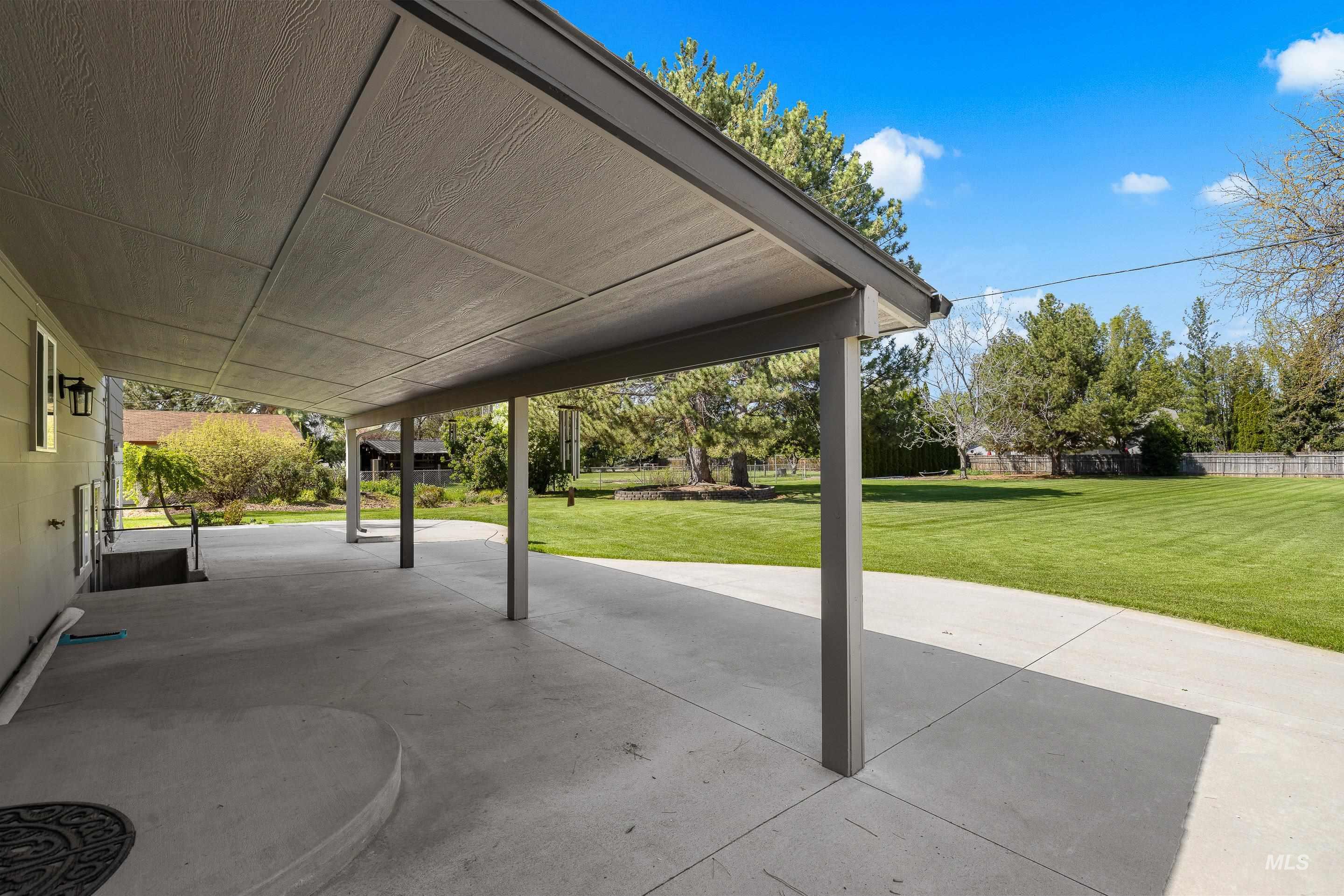 11178 W Hollandale Dr., Boise, Idaho 83709, 4 Bedrooms, 2 Bathrooms, Residential For Sale, Price $649,999,MLS 98982855