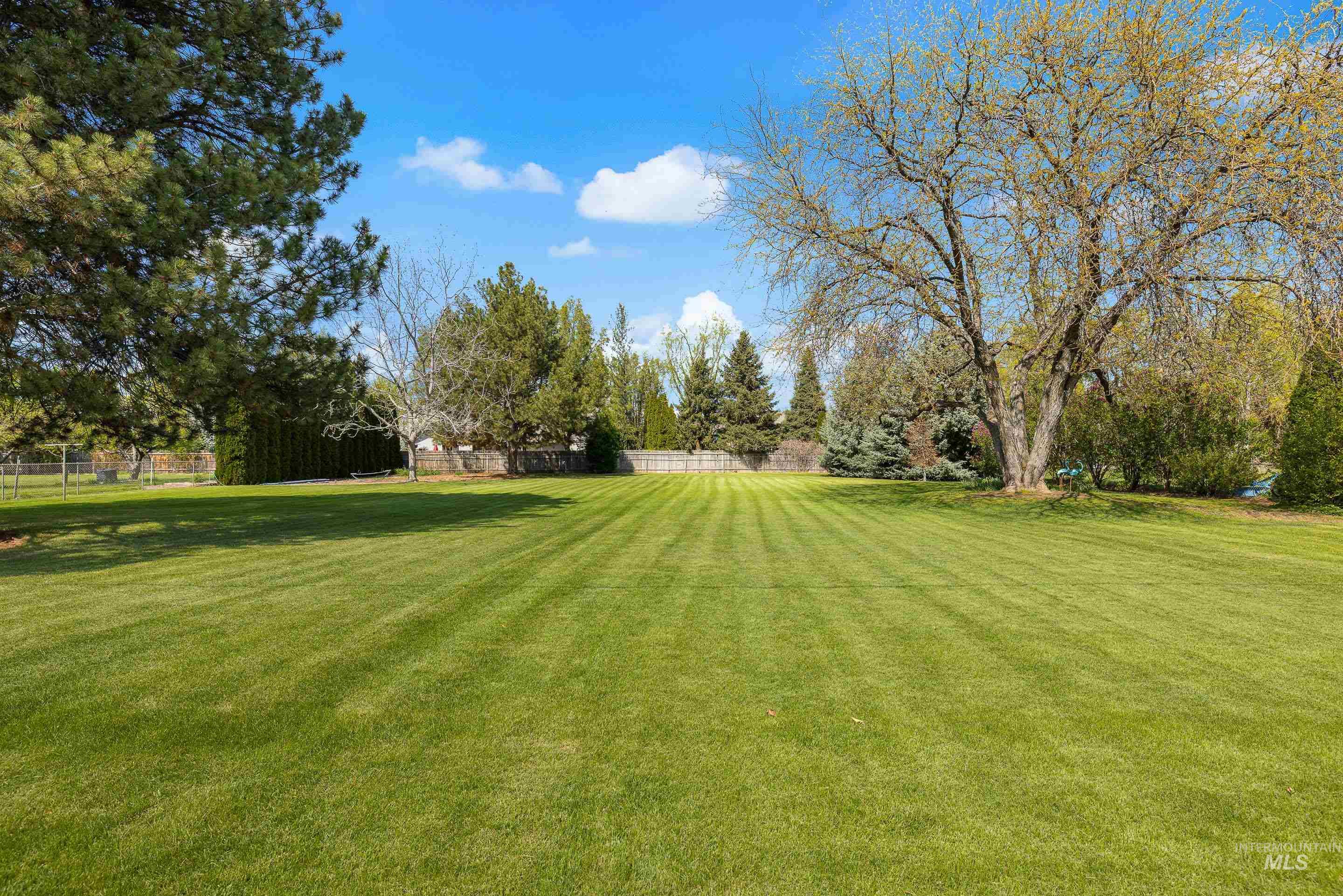 11178 W Hollandale Dr., Boise, Idaho 83709, 4 Bedrooms, 2 Bathrooms, Residential For Sale, Price $649,999,MLS 98982855