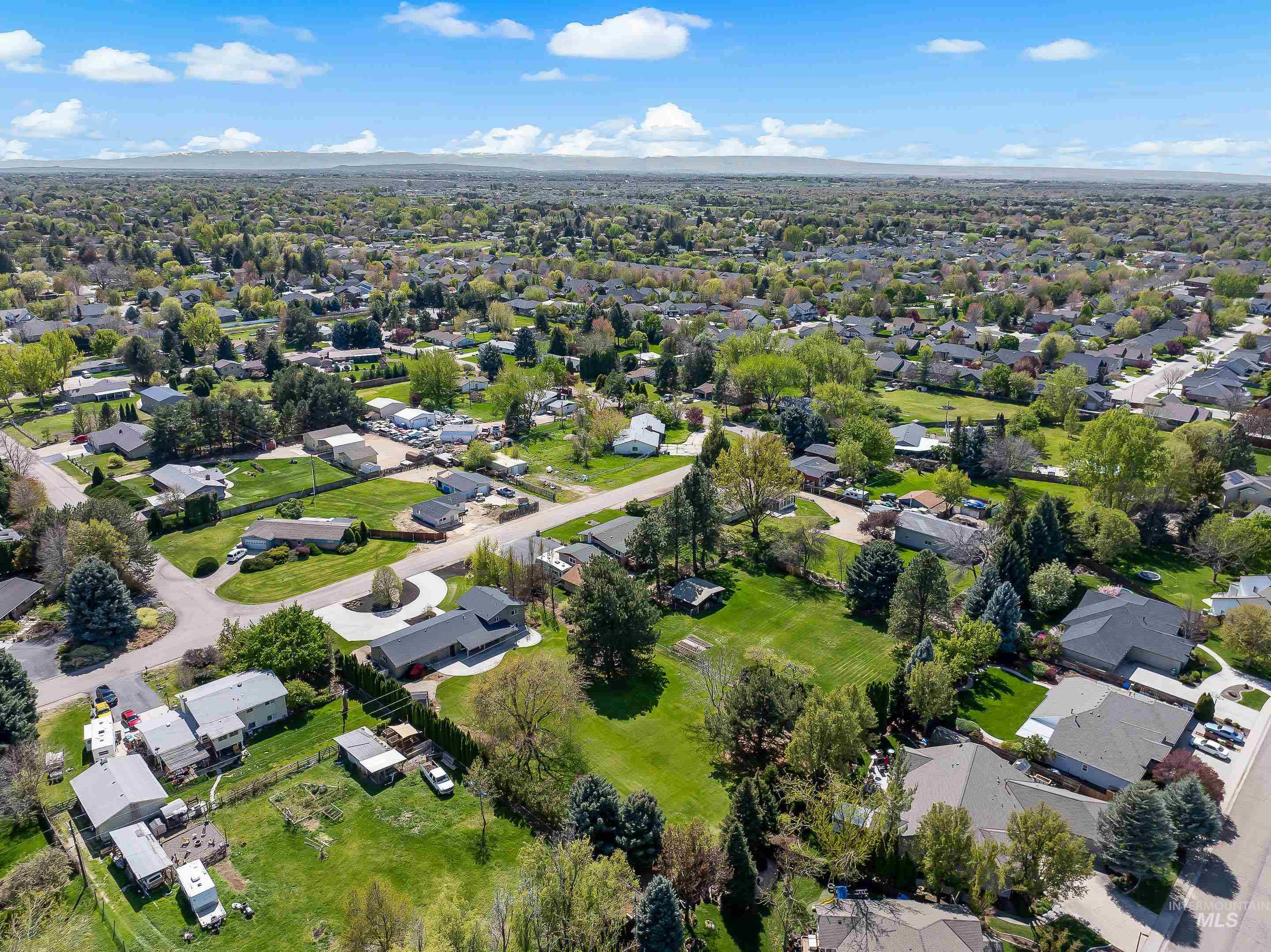 11178 W Hollandale Dr., Boise, Idaho 83709, 4 Bedrooms, 2 Bathrooms, Residential For Sale, Price $649,999,MLS 98982855