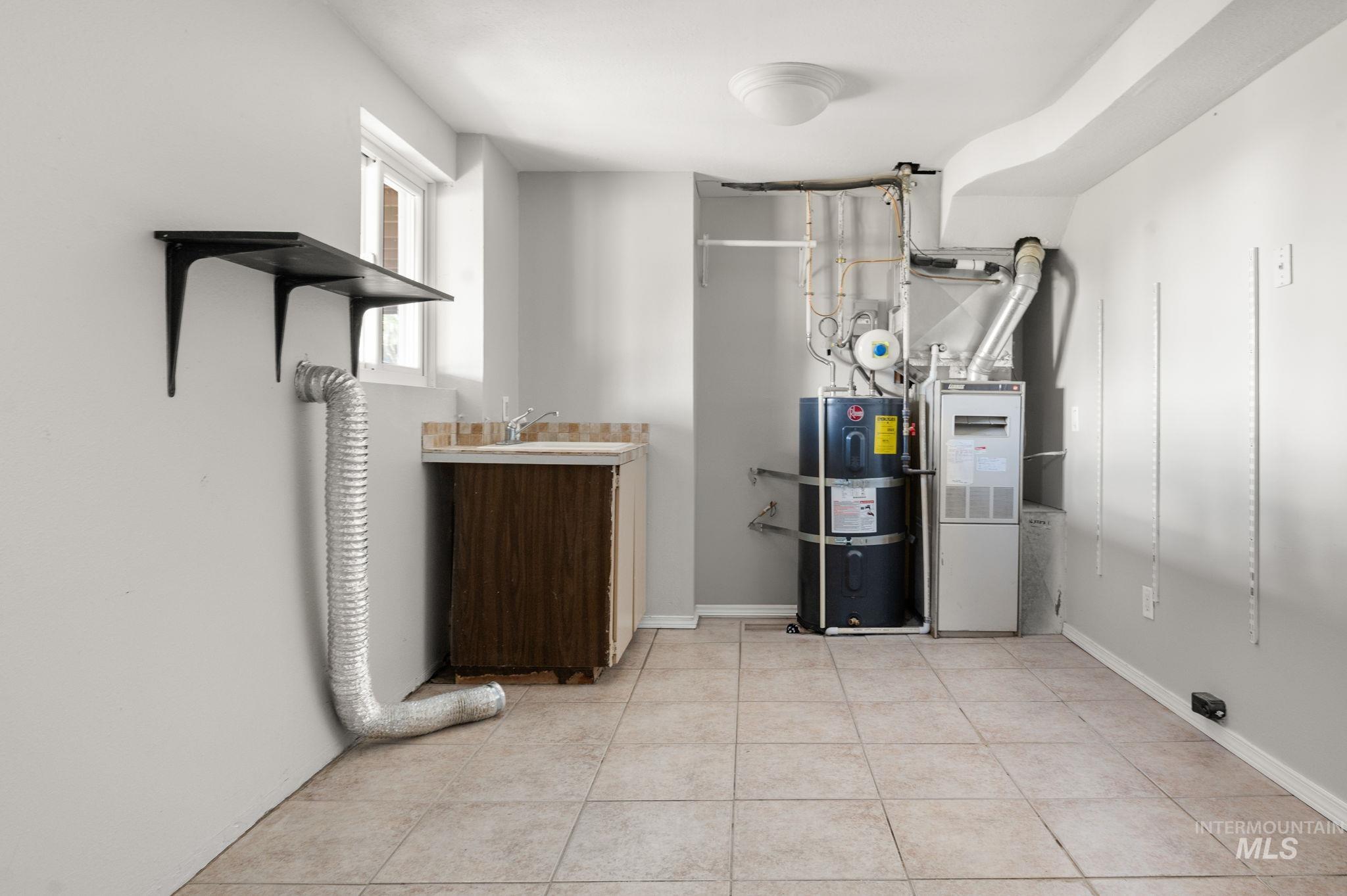 2351 Reservoir Road, Clarkston, Washington 99403, 4 Bedrooms, 2 Bathrooms, Residential For Sale, Price $439,900,MLS 98982857