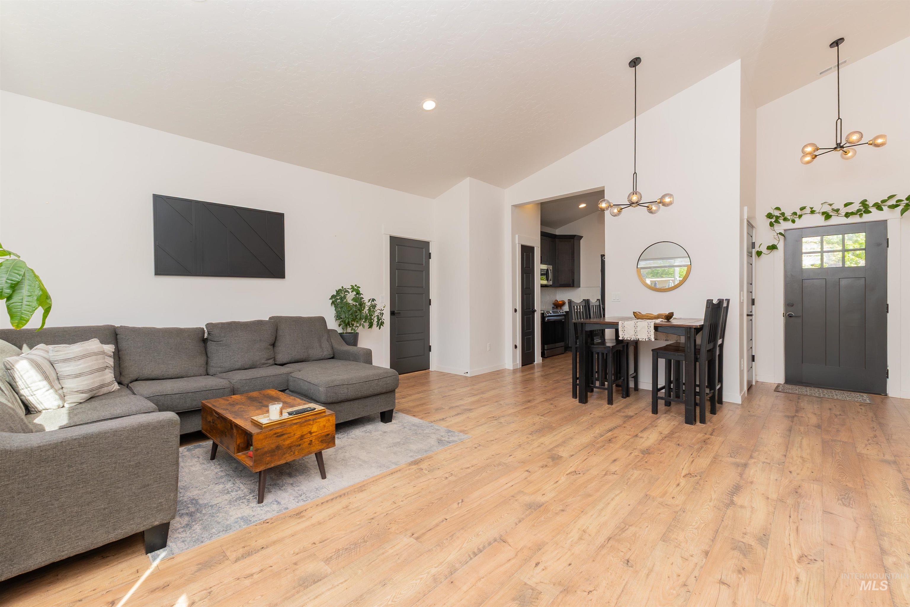 507 E Washington Ave, Nampa, Idaho 83686, 3 Bedrooms, 2 Bathrooms, Residential For Sale, Price $375,000, 98982860