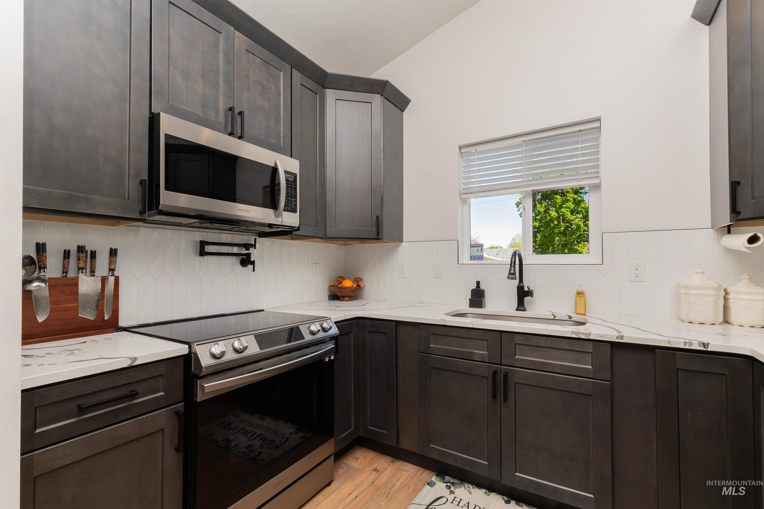 507 E Washington Ave, Nampa, Idaho 83686, 3 Bedrooms, 2 Bathrooms, Residential For Sale, Price $375,000, 98982860