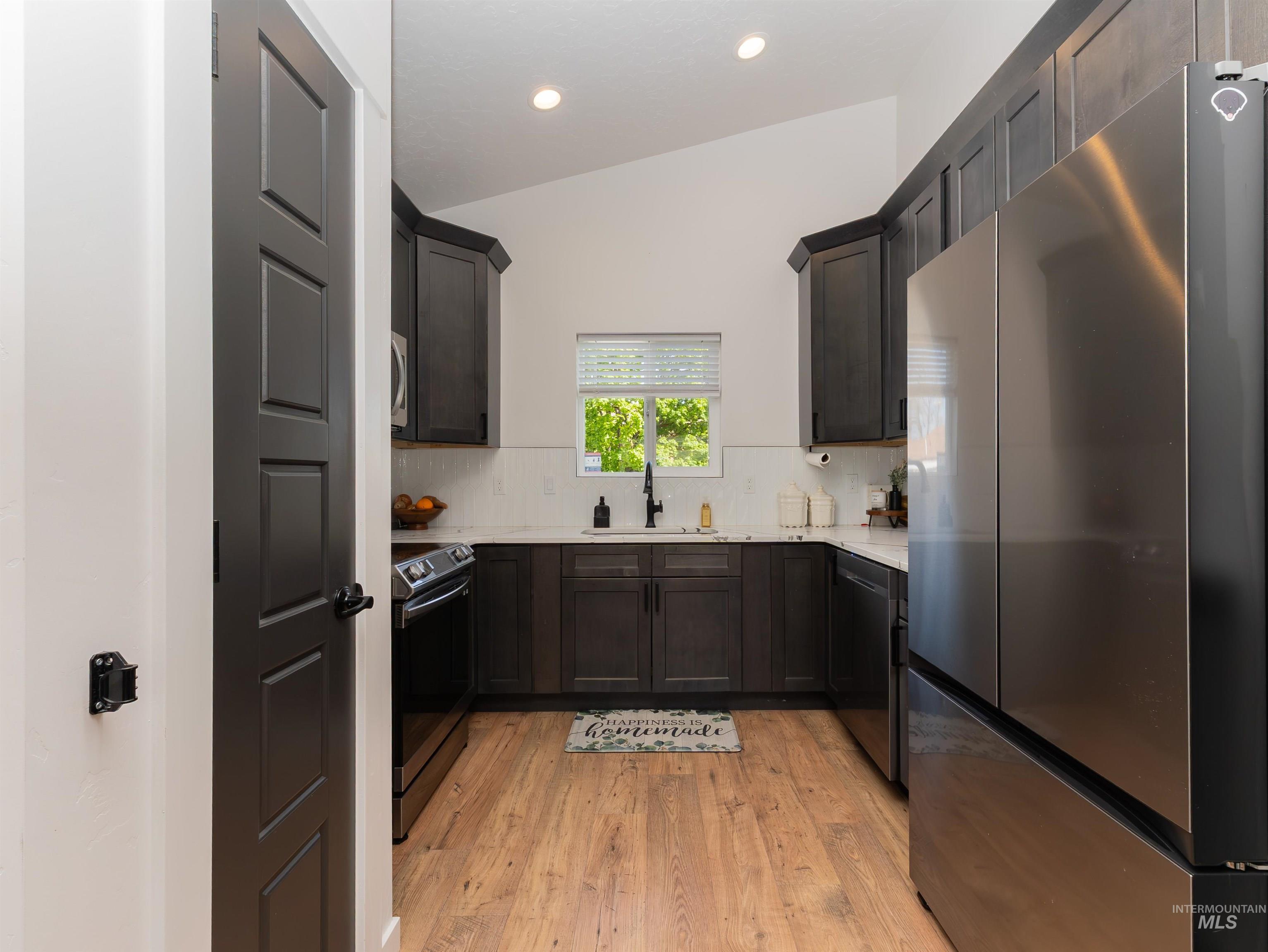 507 E Washington Ave, Nampa, Idaho 83686, 3 Bedrooms, 2 Bathrooms, Residential For Sale, Price $375,000, 98982860