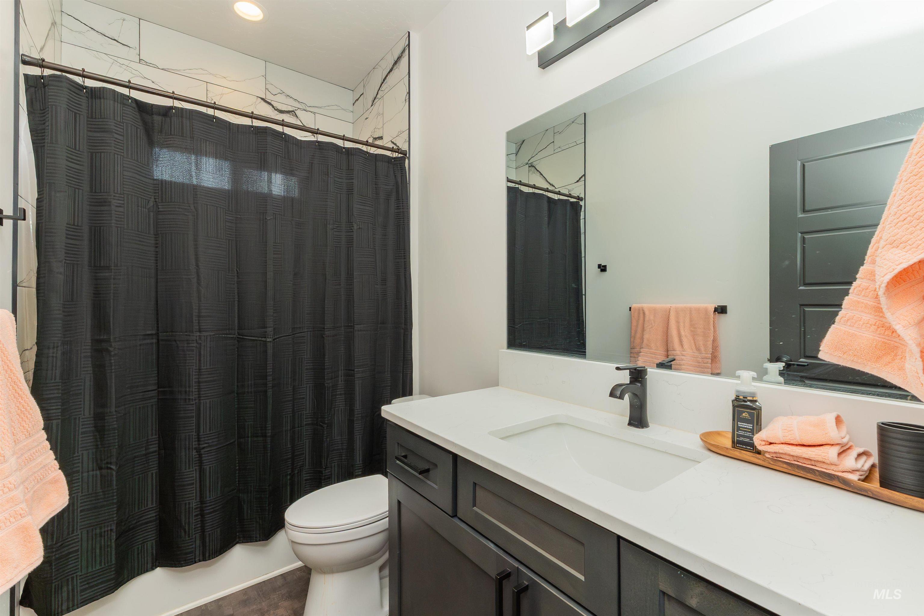 507 E Washington Ave, Nampa, Idaho 83686, 3 Bedrooms, 2 Bathrooms, Residential For Sale, Price $375,000, 98982860