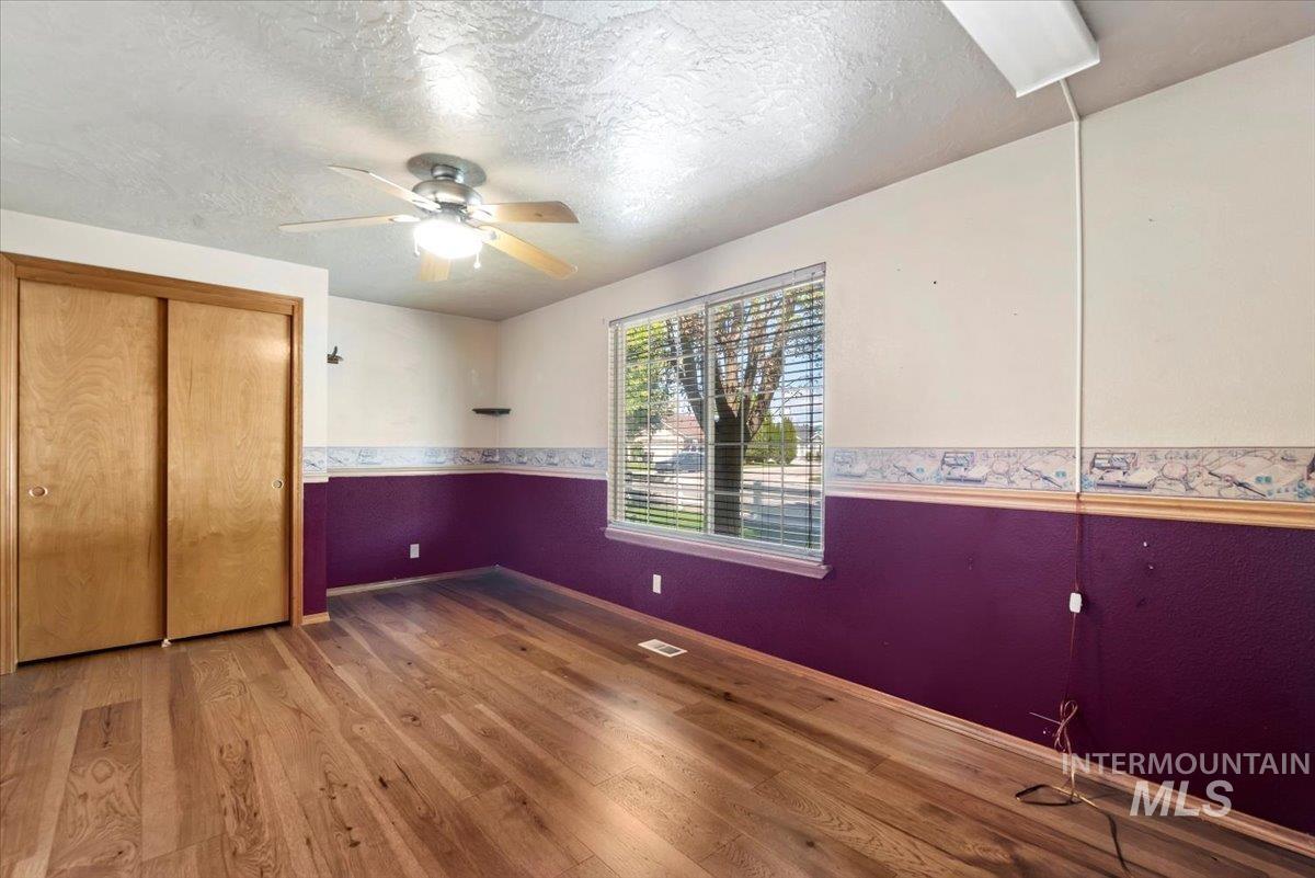 541 W Chrisfield Dr, Meridian, Idaho 83646, 3 Bedrooms, 2 Bathrooms, Residential For Sale, Price $400,000,MLS 98982861