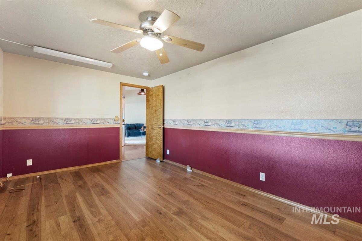 541 W Chrisfield Dr, Meridian, Idaho 83646, 3 Bedrooms, 2 Bathrooms, Residential For Sale, Price $400,000,MLS 98982861