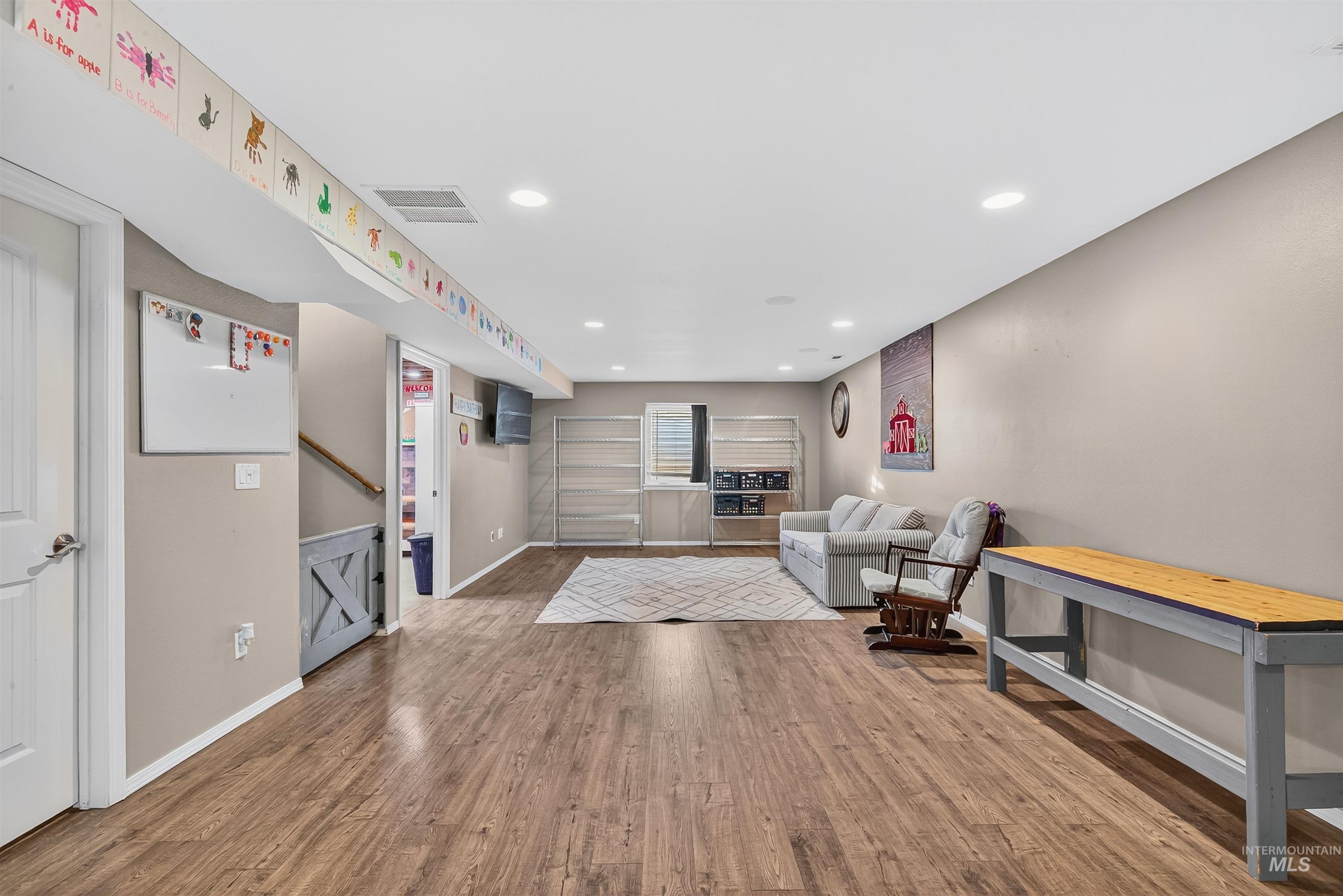 1827 Grelle Ave, Lewiston, Idaho 83501, 4 Bedrooms, 3 Bathrooms, Residential For Sale, Price $925,000, 98982862