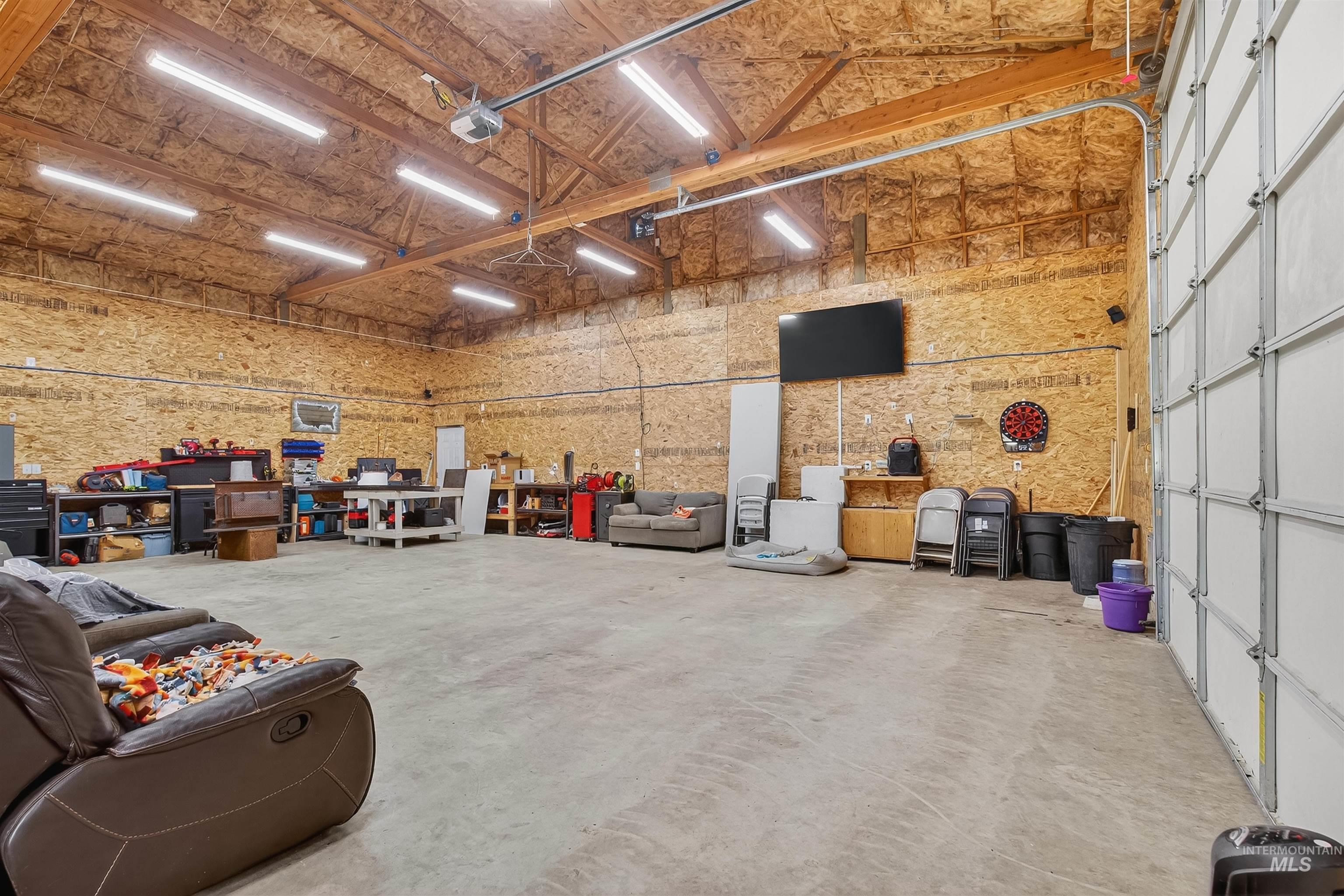 1827 Grelle Ave, Lewiston, Idaho 83501, 4 Bedrooms, 3 Bathrooms, Residential For Sale, Price $925,000, 98982862