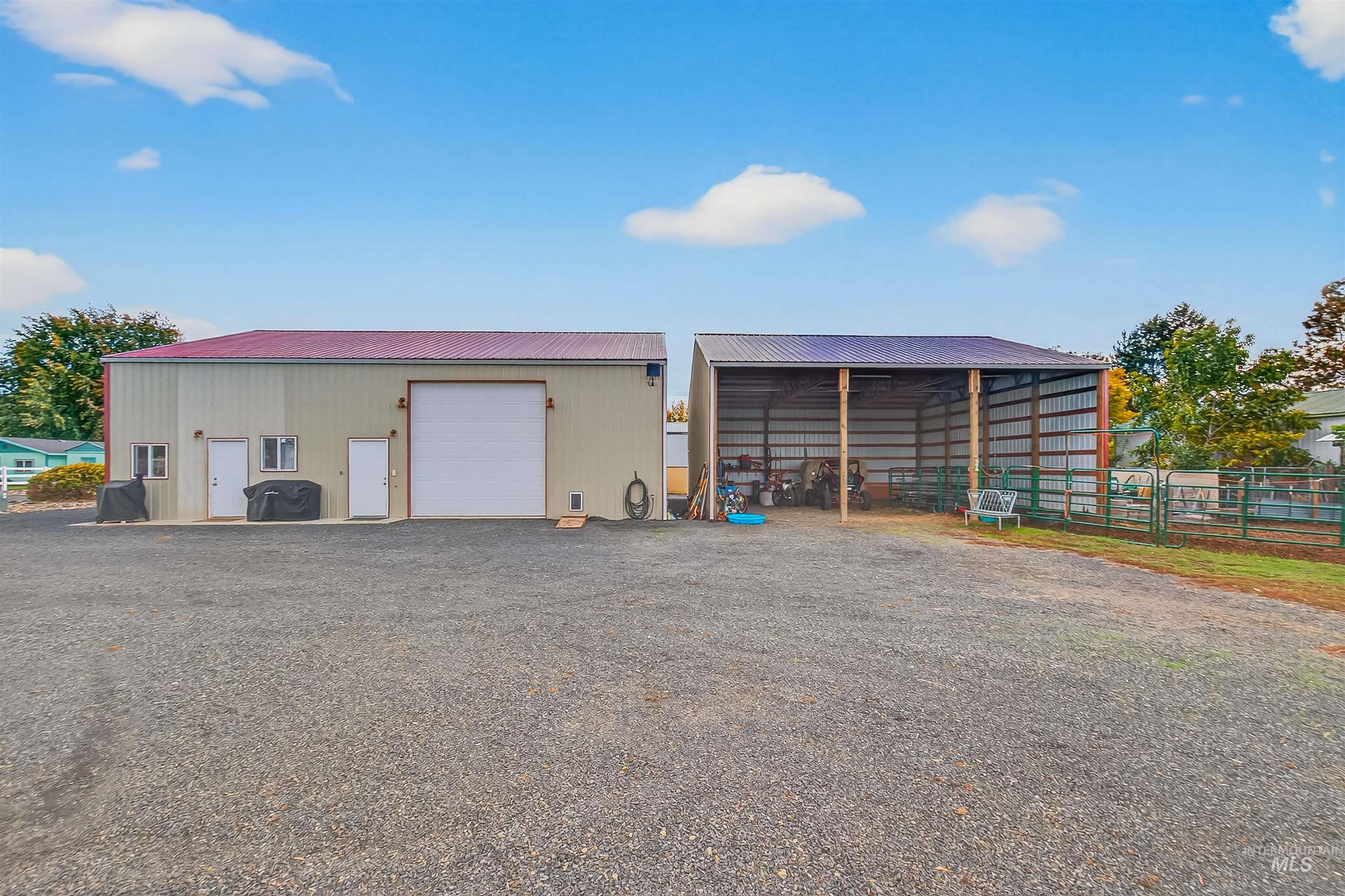 1827 Grelle Ave, Lewiston, Idaho 83501, 4 Bedrooms, 3 Bathrooms, Residential For Sale, Price $925,000, 98982862