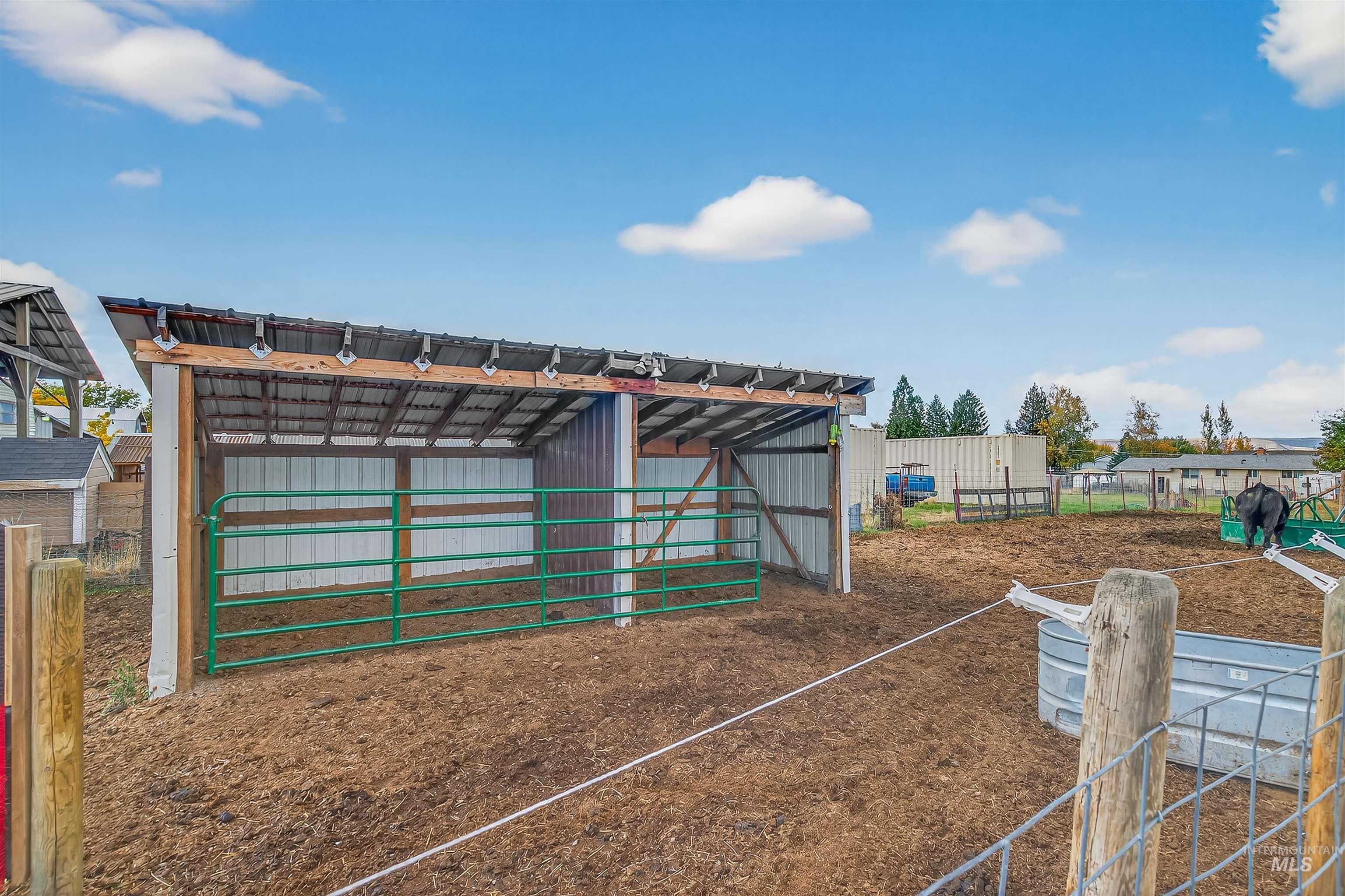 1827 Grelle Ave, Lewiston, Idaho 83501, 4 Bedrooms, 3 Bathrooms, Residential For Sale, Price $925,000, 98982862