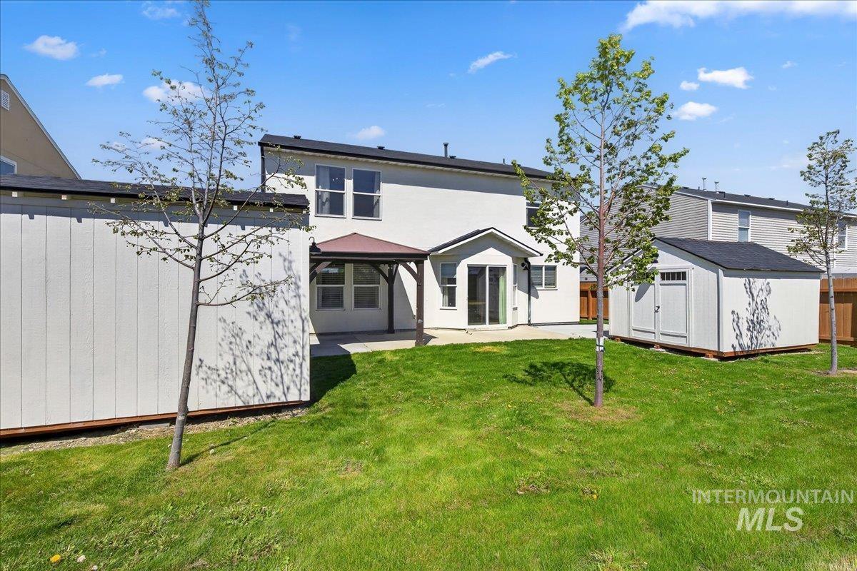 11919 W Crested Butte Ct., Nampa, Idaho 83651, 3 Bedrooms, 2.5 Bathrooms, Residential For Sale, Price $409,900,MLS 98982863