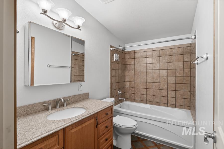 1796 Highway 99, Troy, Idaho 83871, 3 Bedrooms, 2 Bathrooms, Residential For Sale, Price $549,900,MLS 98982864