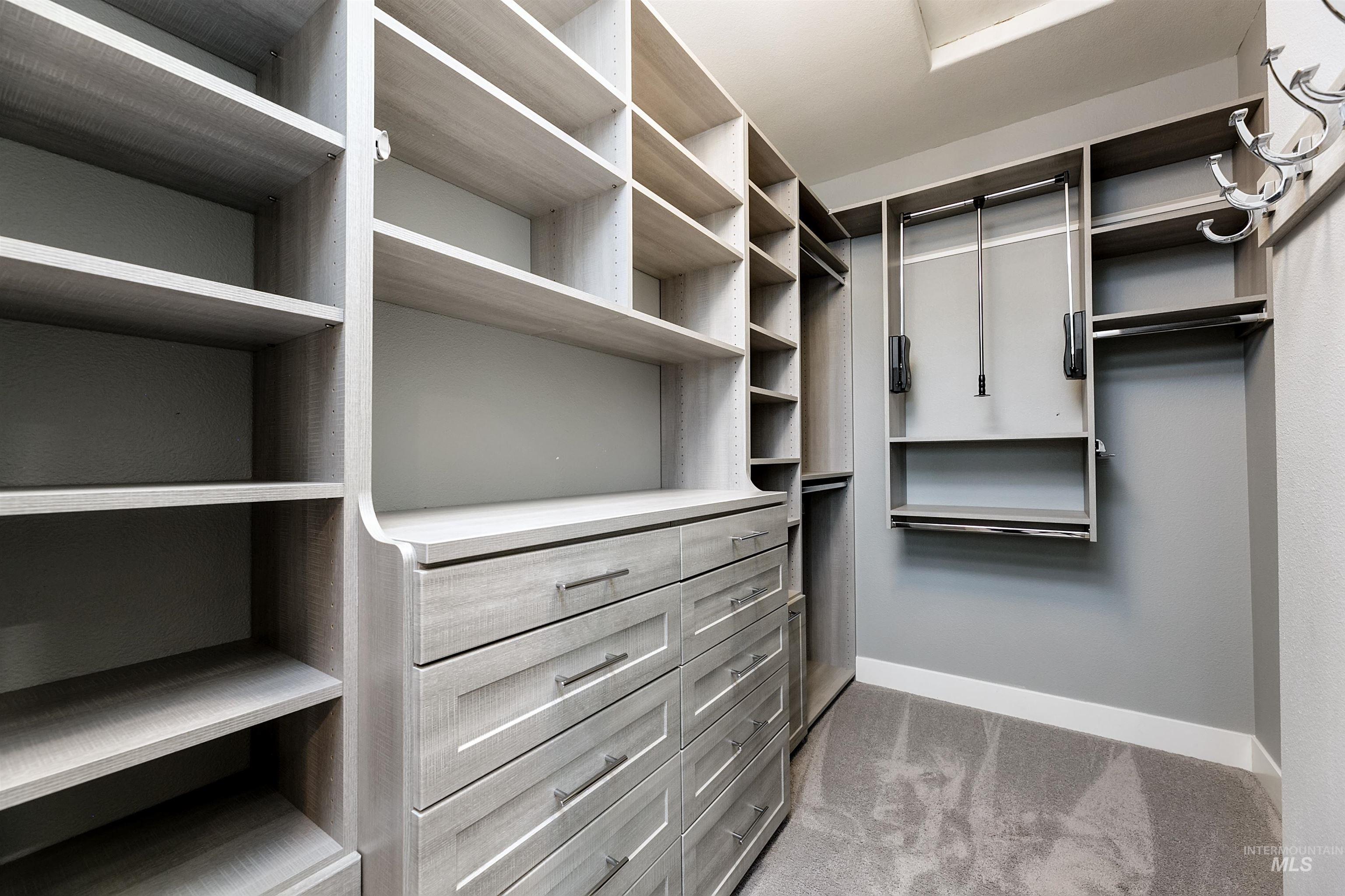 2150 N Hickory Way, Meridian, Idaho 83646, 4 Bedrooms, 2.5 Bathrooms, Residential For Sale, Price $649,900, 98982865