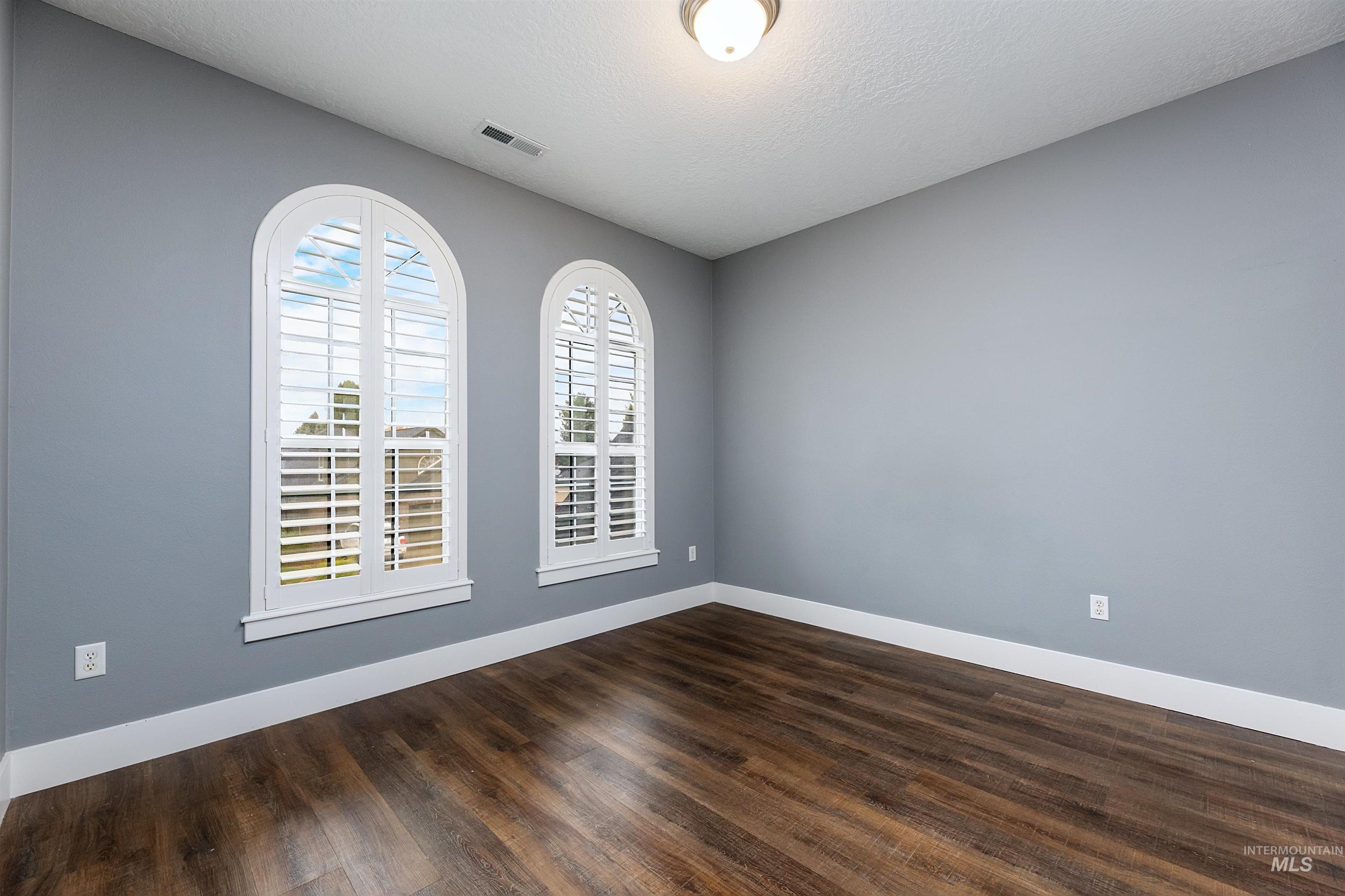 2150 N Hickory Way, Meridian, Idaho 83646, 4 Bedrooms, 2.5 Bathrooms, Residential For Sale, Price $649,900, 98982865