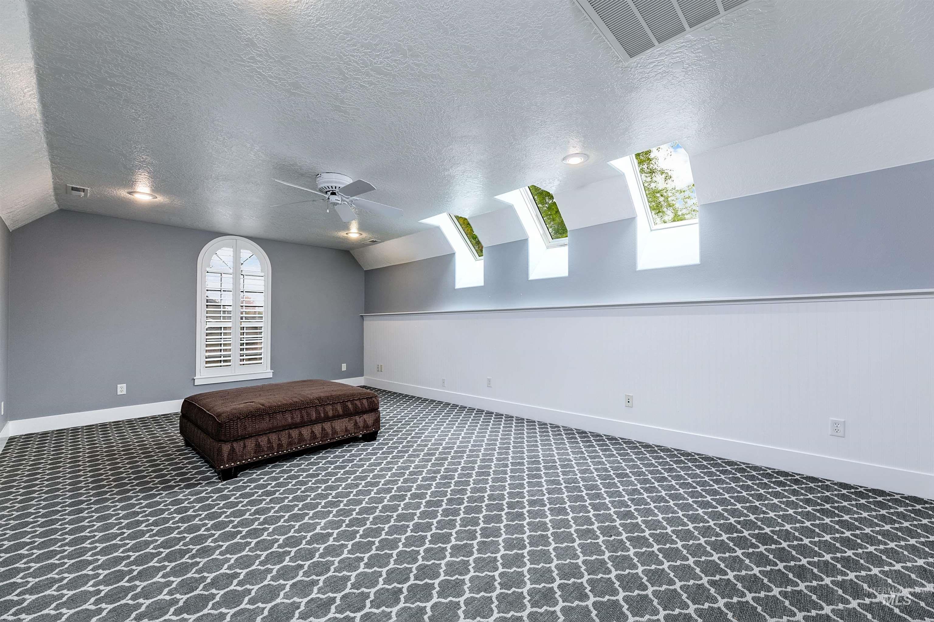 2150 N Hickory Way, Meridian, Idaho 83646, 4 Bedrooms, 2.5 Bathrooms, Residential For Sale, Price $649,900, 98982865