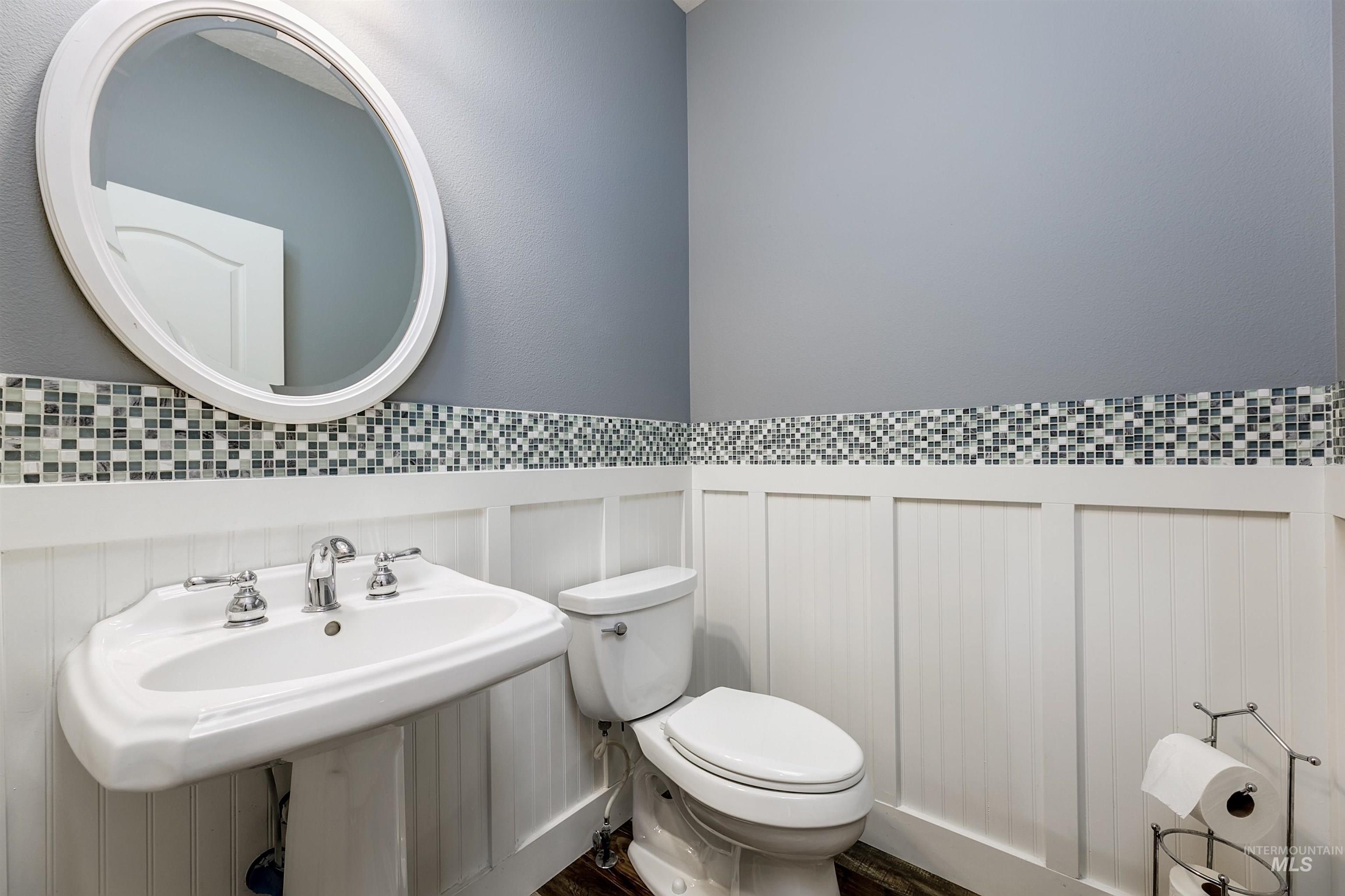 2150 N Hickory Way, Meridian, Idaho 83646, 4 Bedrooms, 2.5 Bathrooms, Residential For Sale, Price $649,900, 98982865