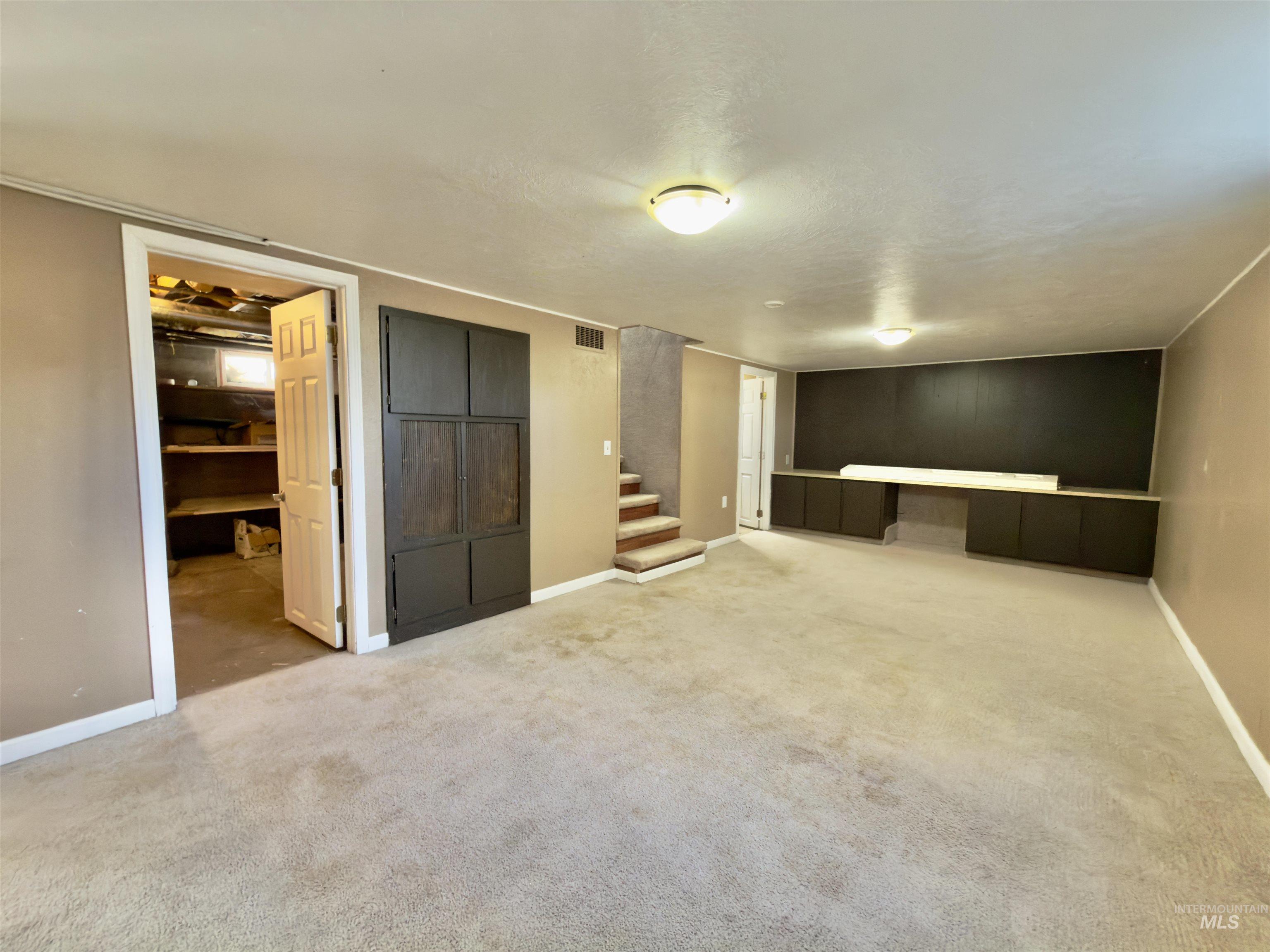 1504 7th St, Clarkston, Washington 99403, 4 Bedrooms, 2 Bathrooms, Residential For Sale, Price $329,000, 98982868