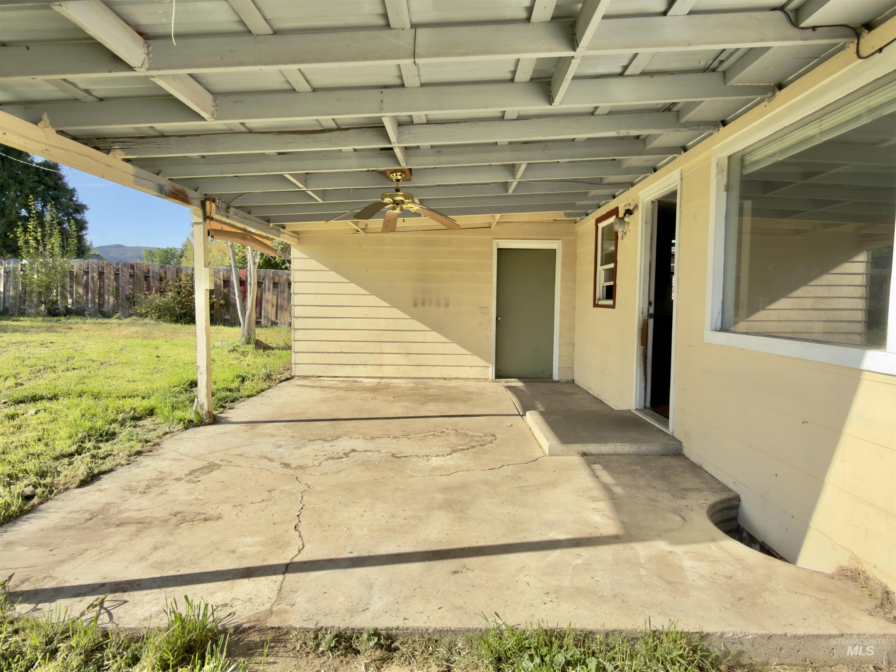 1504 7th St, Clarkston, Washington 99403, 4 Bedrooms, 2 Bathrooms, Residential For Sale, Price $329,000, 98982868