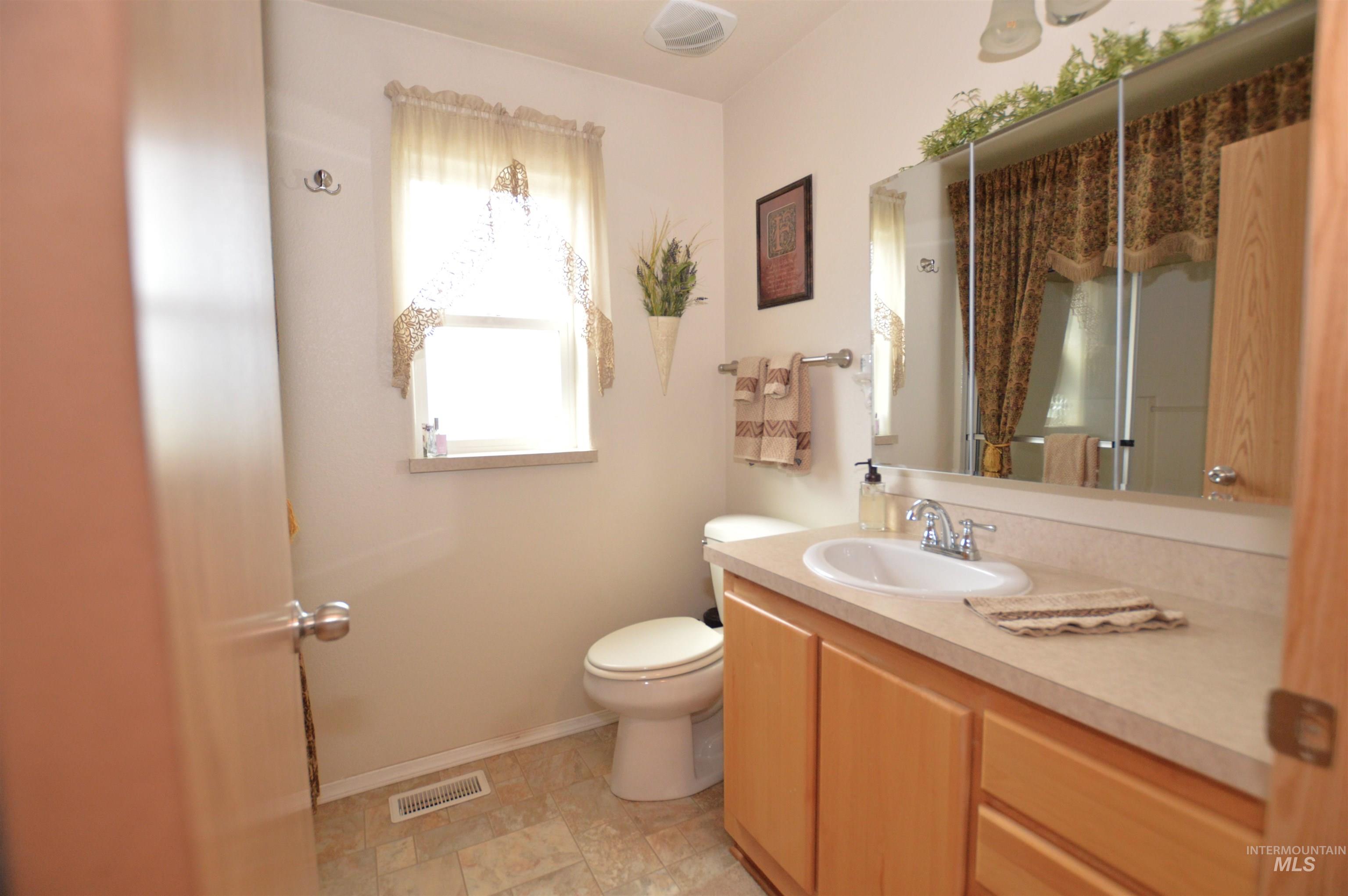 138 View Road, Kamiah, Idaho 83536, 2 Bedrooms, 1 Bathroom, Residential For Sale, Price $219,000, 98982869