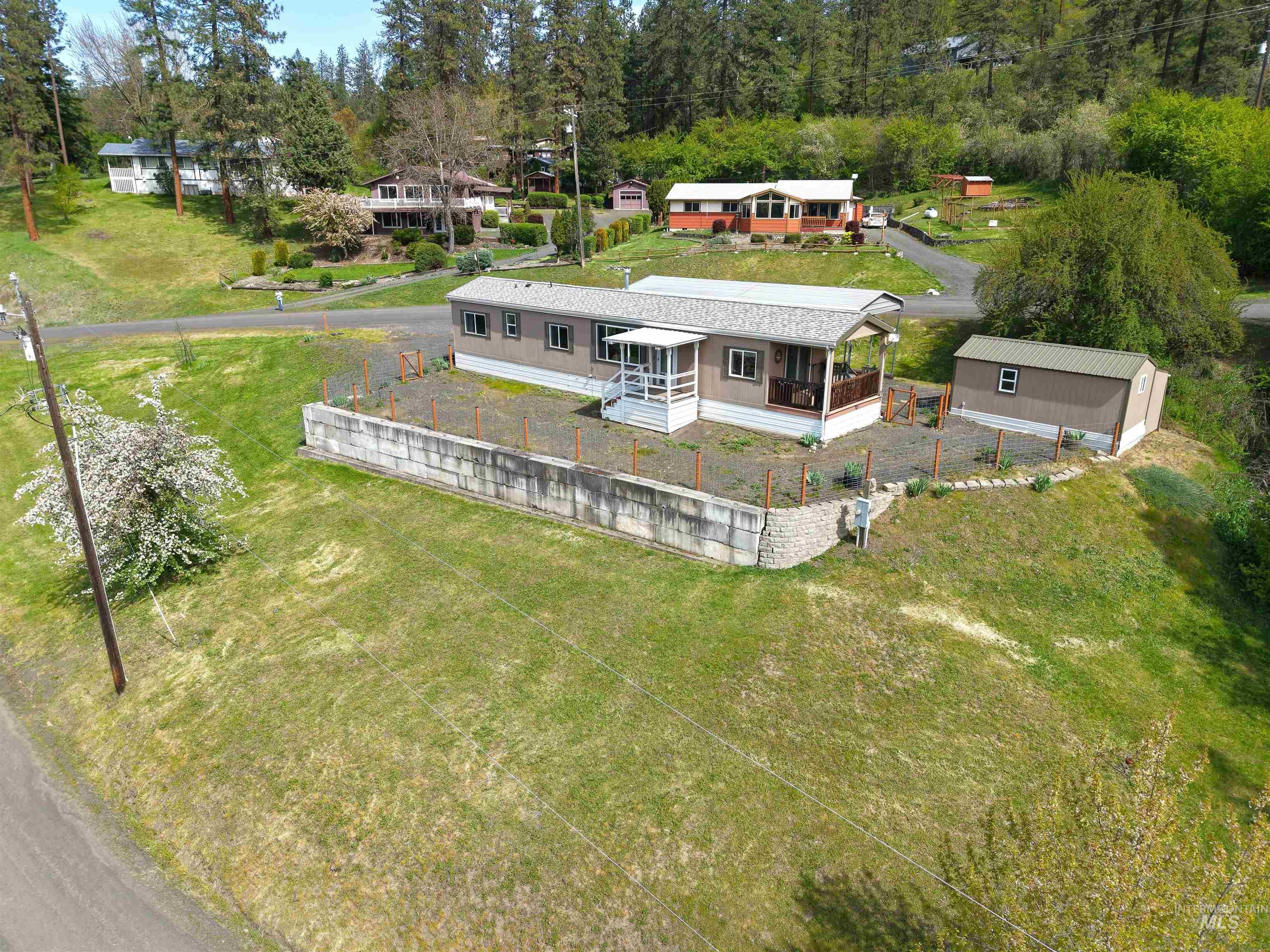 138 View Road, Kamiah, Idaho 83536, 2 Bedrooms, 1 Bathroom, Residential For Sale, Price $219,000, 98982869