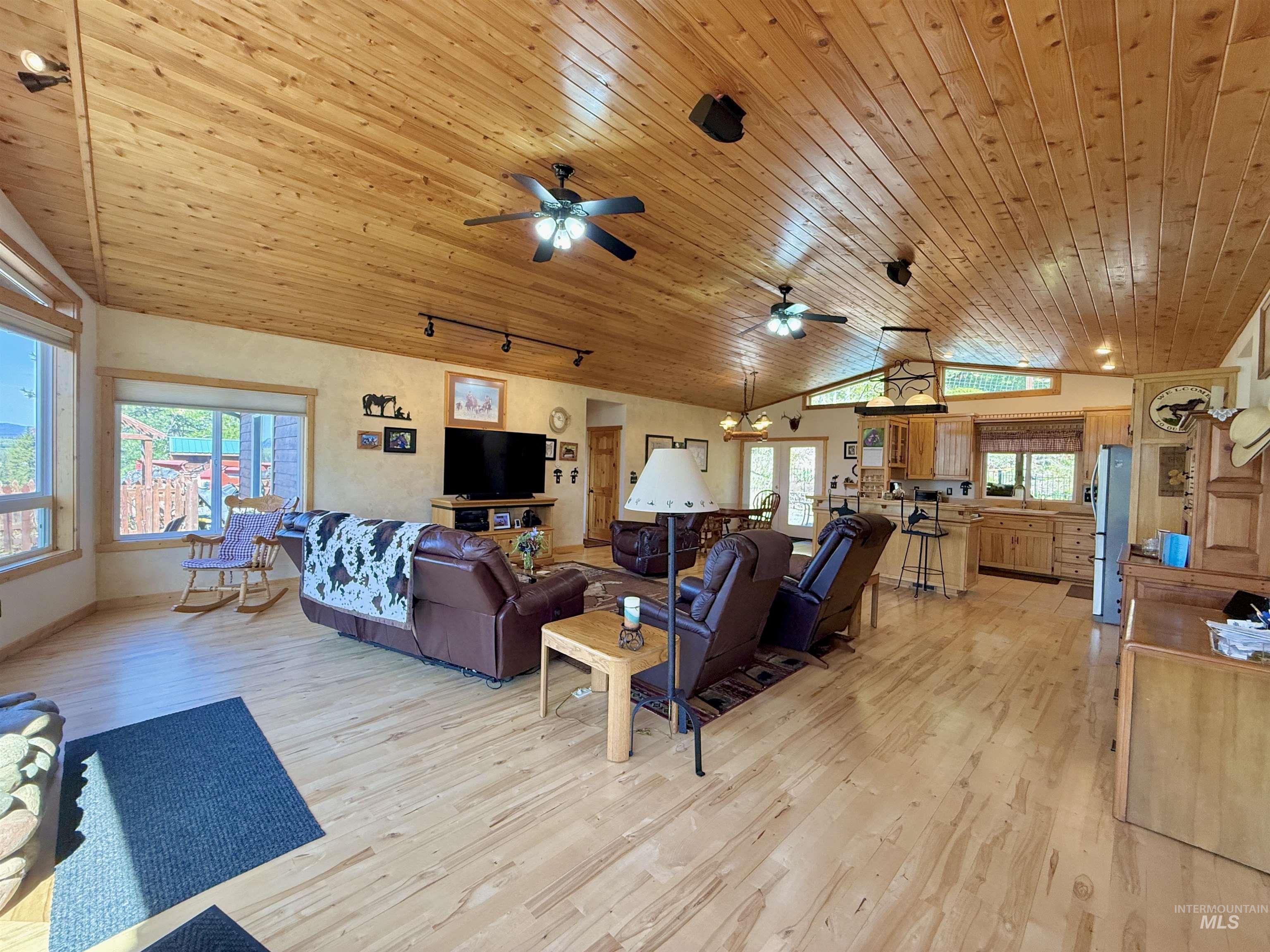 263 Sill Creek Rd., Clearwater, Idaho 83552, 3 Bedrooms, 2 Bathrooms, Residential For Sale, Price $815,000, 98982870