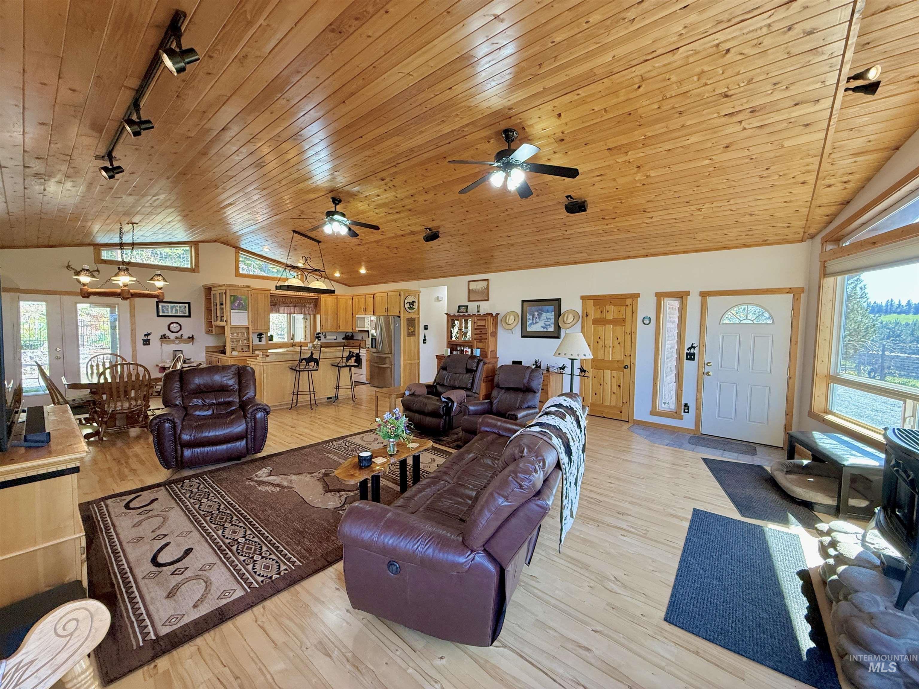263 Sill Creek Rd., Clearwater, Idaho 83552, 3 Bedrooms, 2 Bathrooms, Residential For Sale, Price $815,000, 98982870