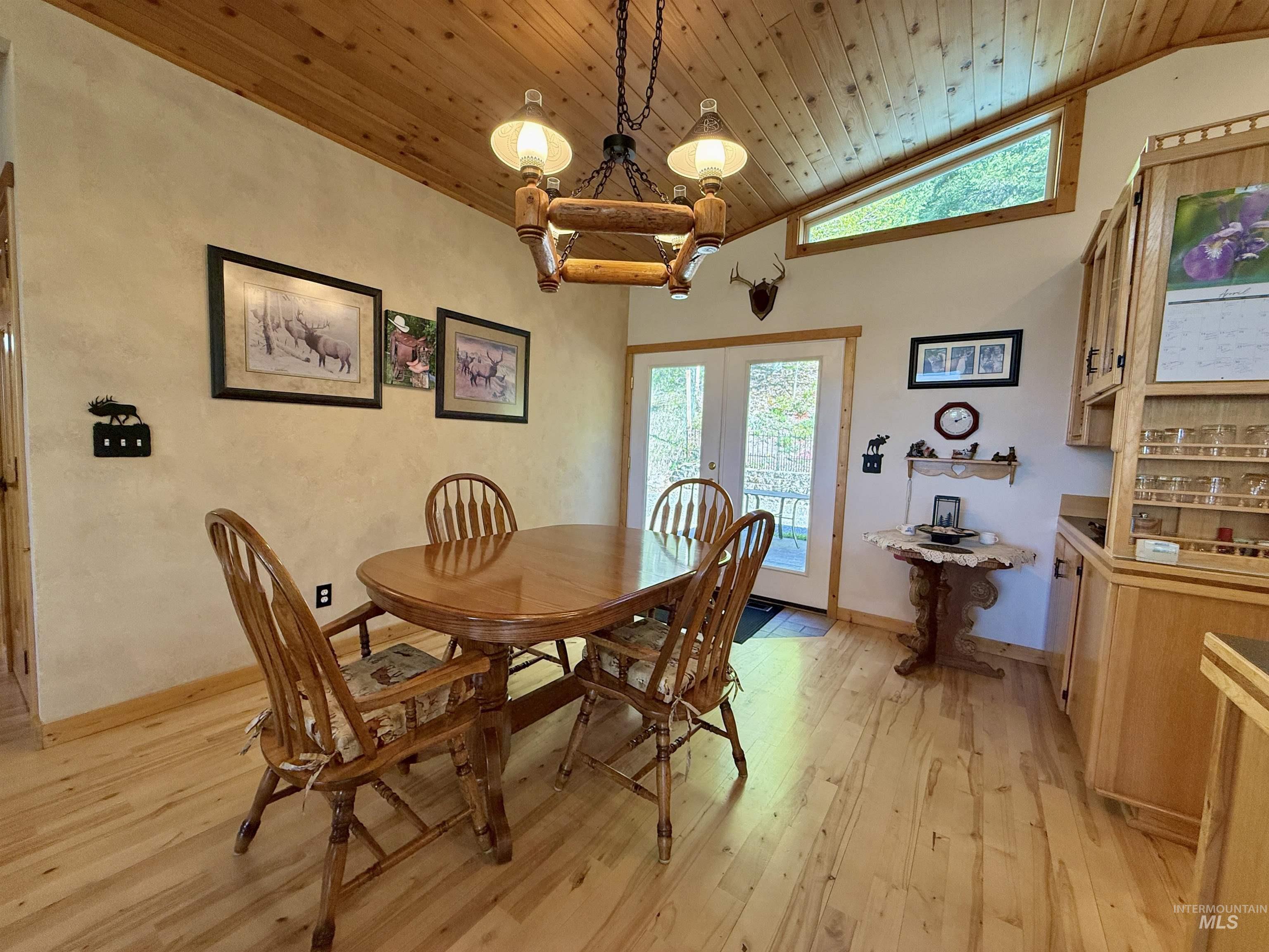 263 Sill Creek Rd., Clearwater, Idaho 83552, 3 Bedrooms, 2 Bathrooms, Residential For Sale, Price $815,000, 98982870