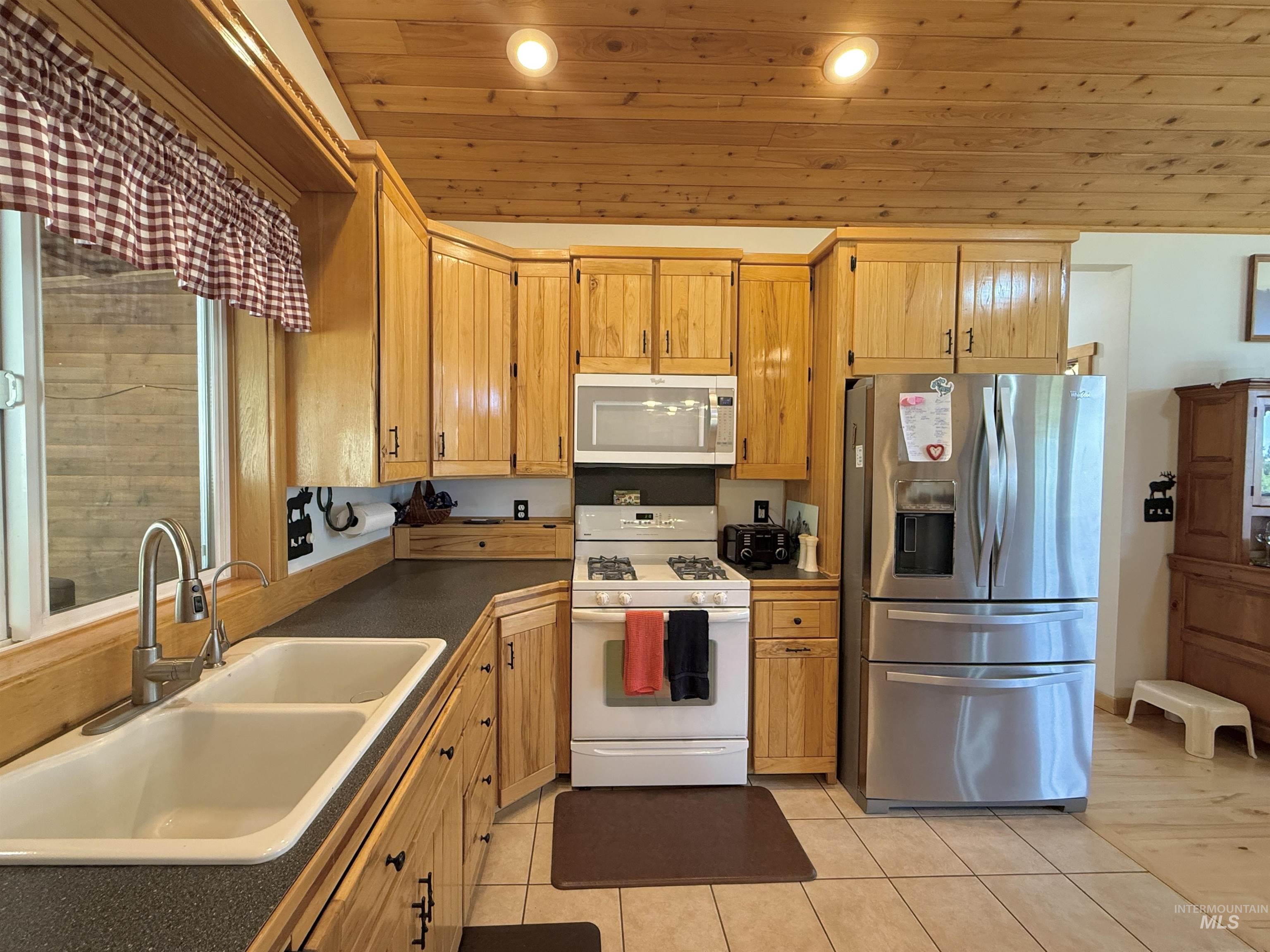 263 Sill Creek Rd., Clearwater, Idaho 83552, 3 Bedrooms, 2 Bathrooms, Residential For Sale, Price $815,000, 98982870