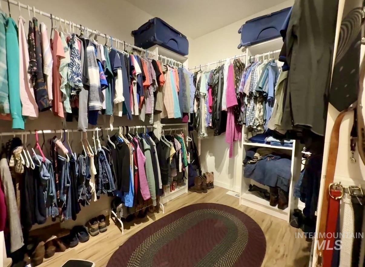 263 Sill Creek Rd., Clearwater, Idaho 83552, 3 Bedrooms, 2 Bathrooms, Residential For Sale, Price $815,000, 98982870