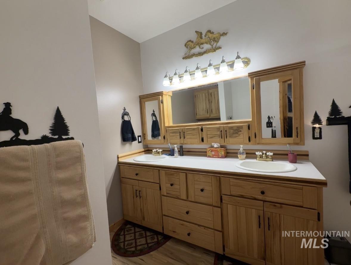 263 Sill Creek Rd., Clearwater, Idaho 83552, 3 Bedrooms, 2 Bathrooms, Residential For Sale, Price $815,000, 98982870