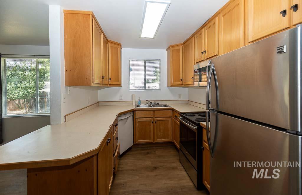 210/212 E 12Th St, Emmett, Idaho 83617, 3 Bedrooms, 1 Bathroom, Residential Income For Sale, Price $449,000, 98982871