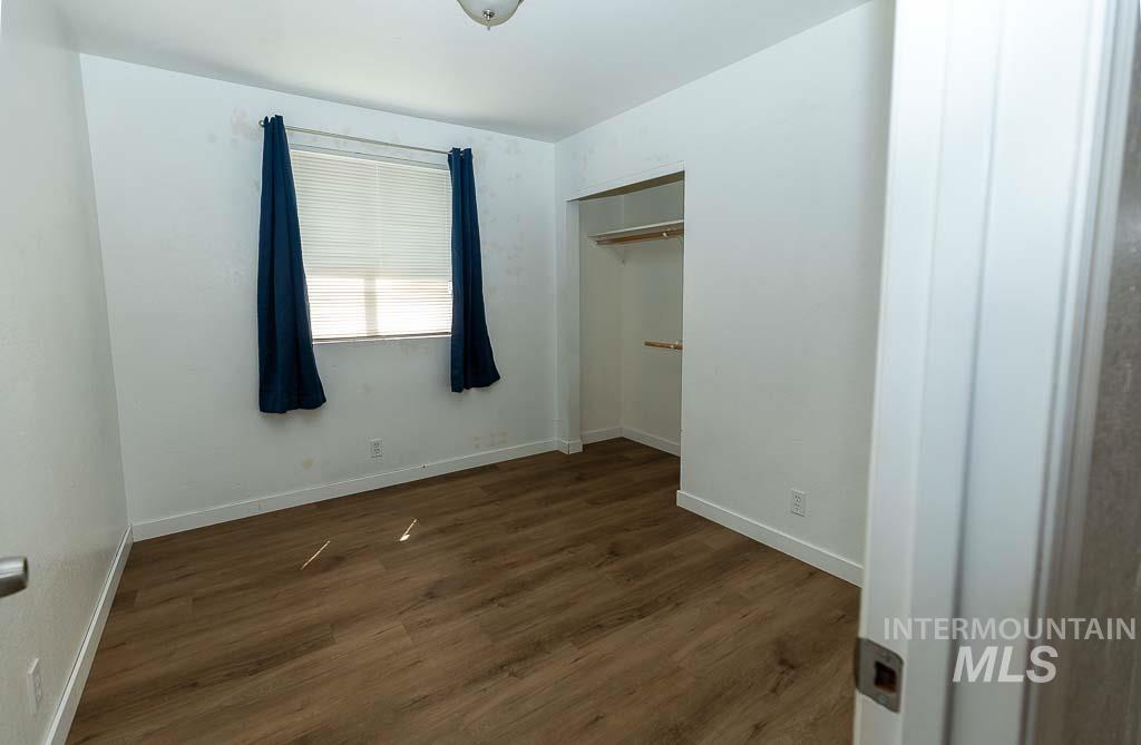 210/212 E 12Th St, Emmett, Idaho 83617, 3 Bedrooms, 1 Bathroom, Residential Income For Sale, Price $449,000, 98982871