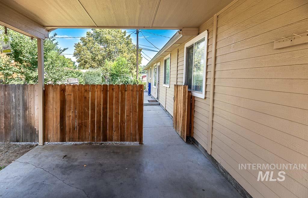 210/212 E 12Th St, Emmett, Idaho 83617, 3 Bedrooms, 1 Bathroom, Residential Income For Sale, Price $449,000, 98982871