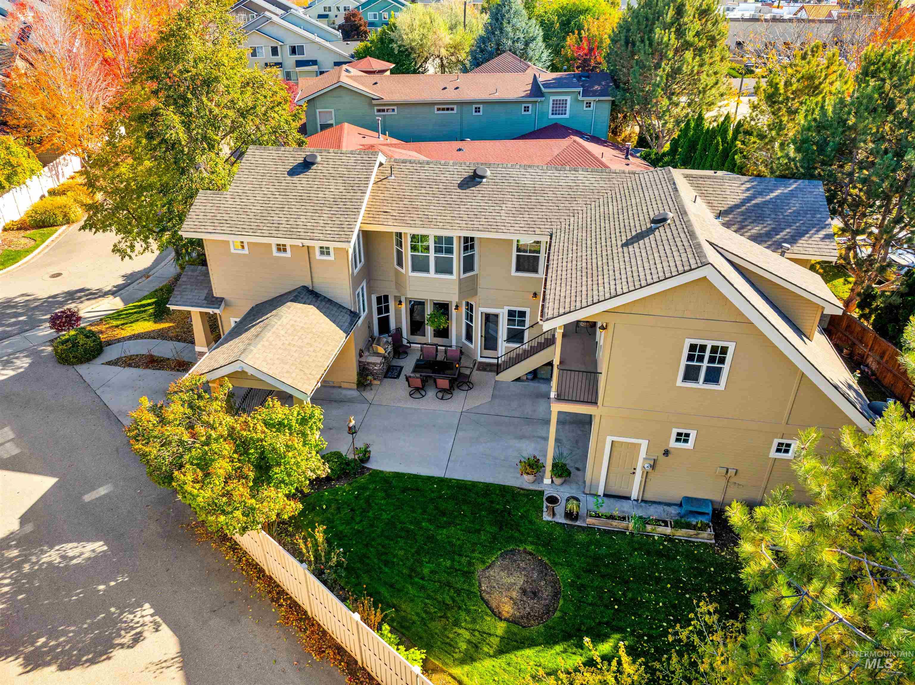 4467 N Mackenzie Ln, Boise, Idaho 83703, 4 Bedrooms, 3.5 Bathrooms, Residential For Sale, Price $649,500,MLS 98982875