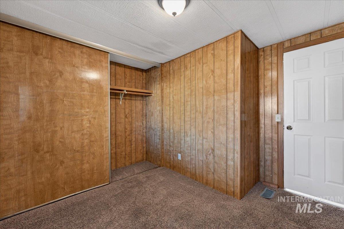 1323 Elgin, Caldwell, Idaho 83605, 3 Bedrooms, 1 Bathroom, Residential For Sale, Price $74,900,MLS 98982877