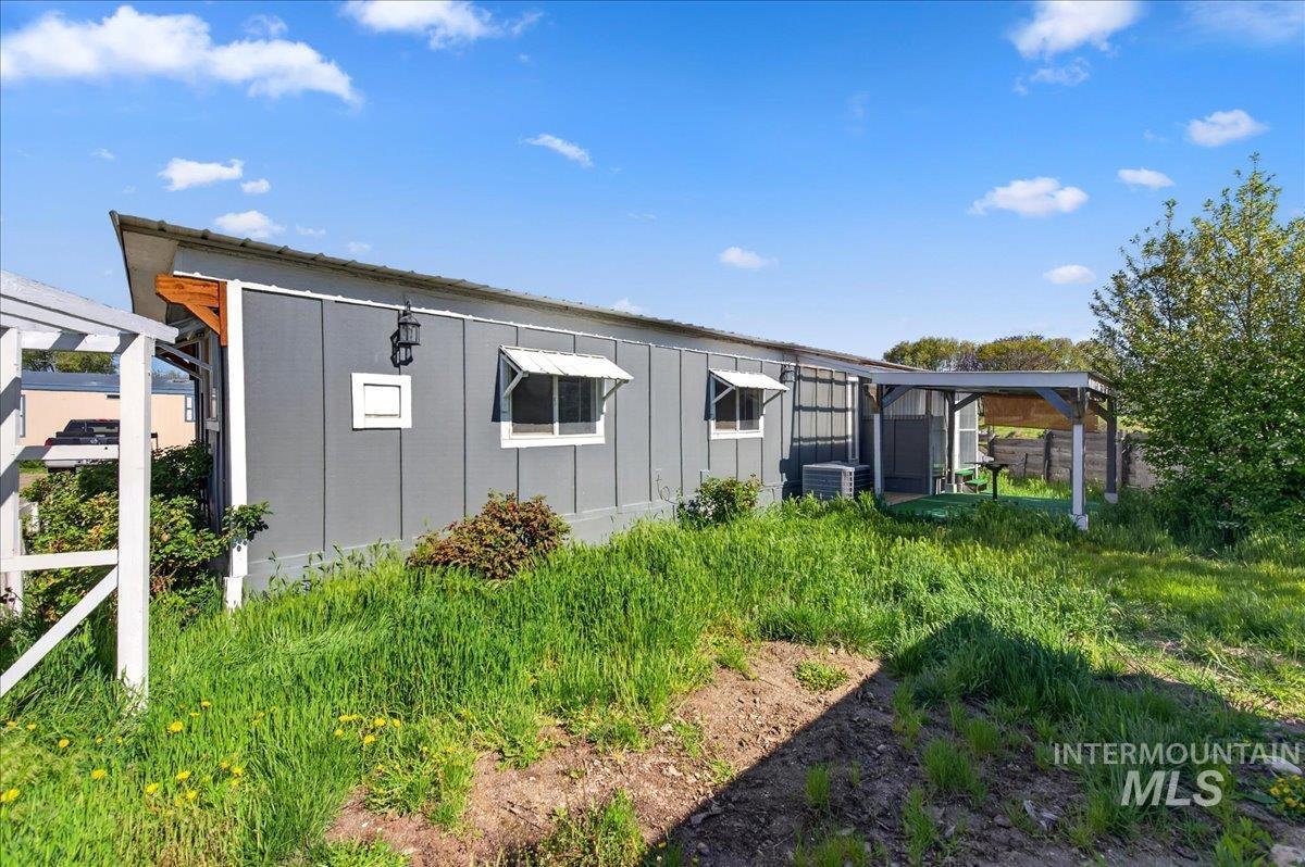 1323 Elgin, Caldwell, Idaho 83605, 3 Bedrooms, 1 Bathroom, Residential For Sale, Price $74,900,MLS 98982877